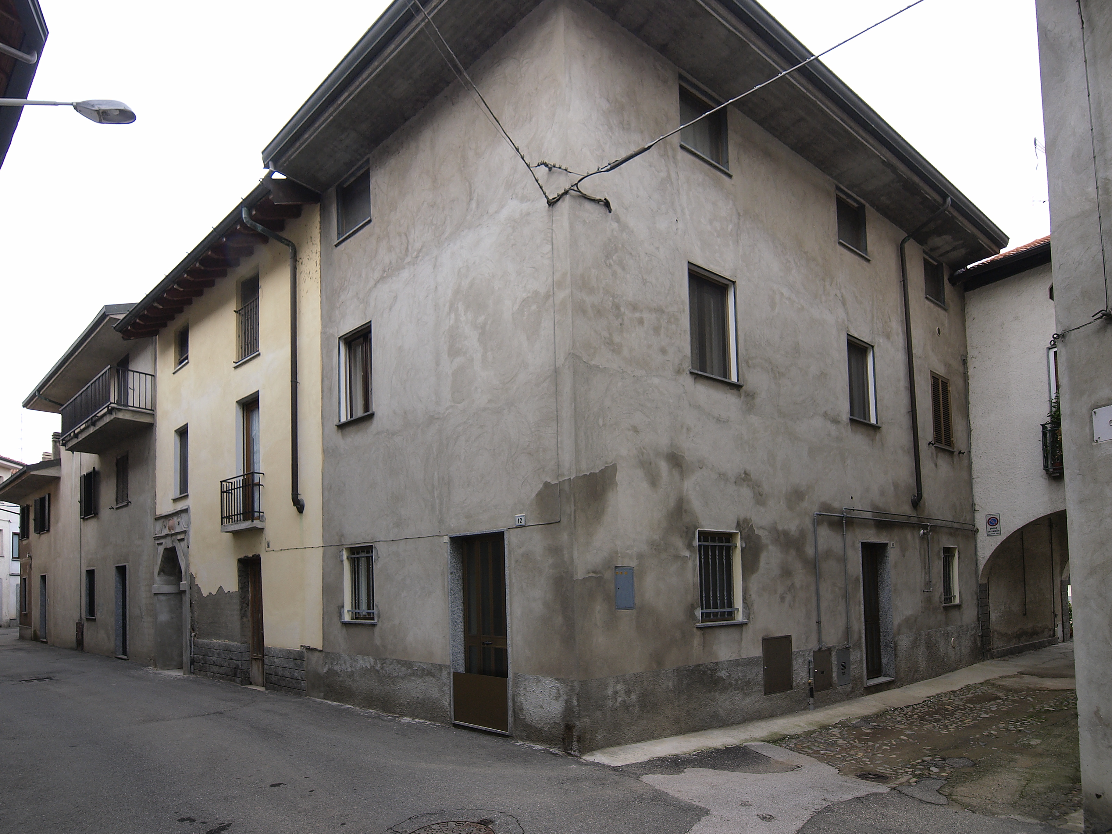 [Casa in Via Pacifico Ramati, s.n.c.] (casa) - CERANO (NO)  (XIX, prima metà)