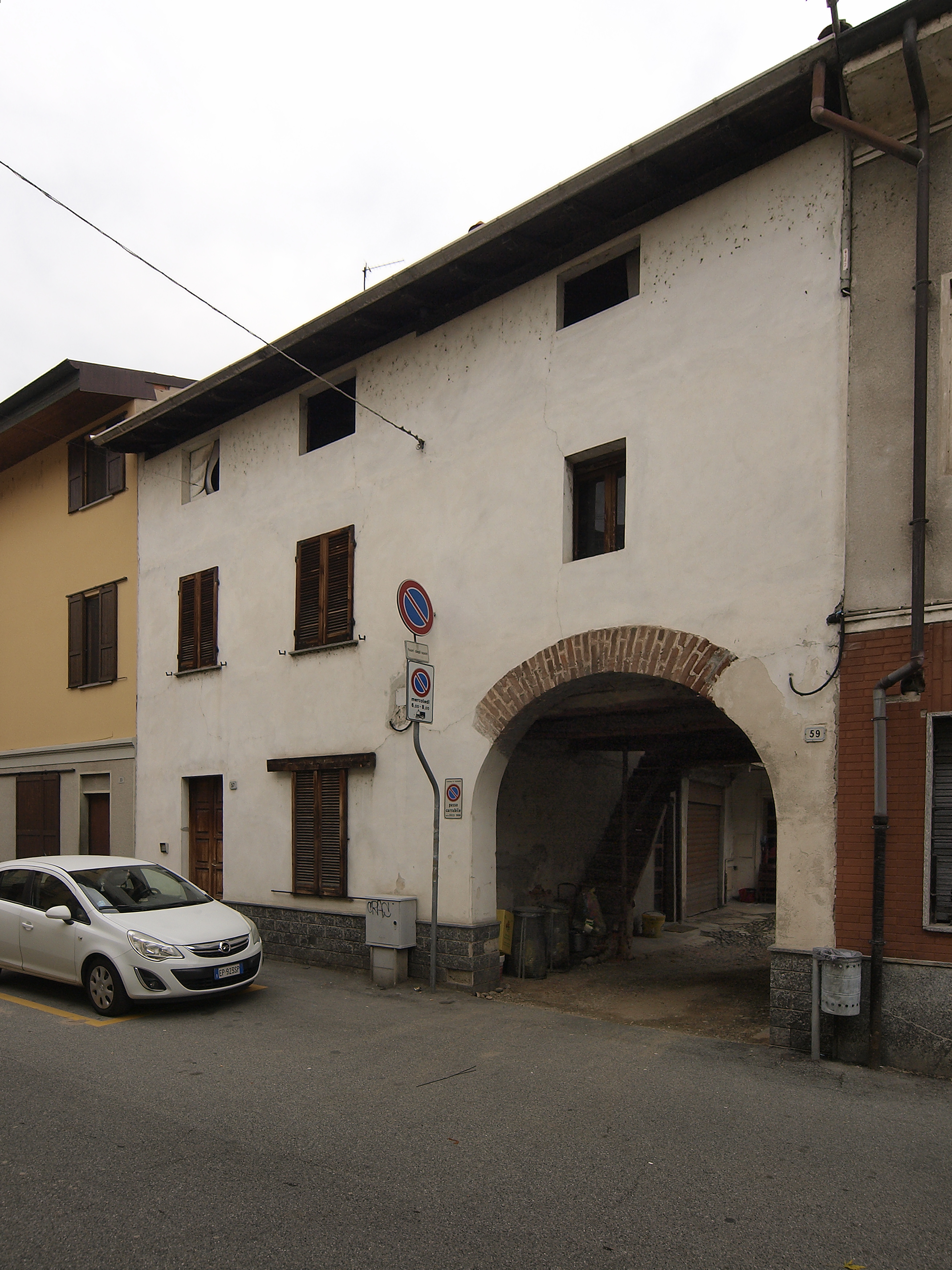 [Casa in Via Matteotti, 59] (casa) - CERANO (NO)  (XVIII, inizio)