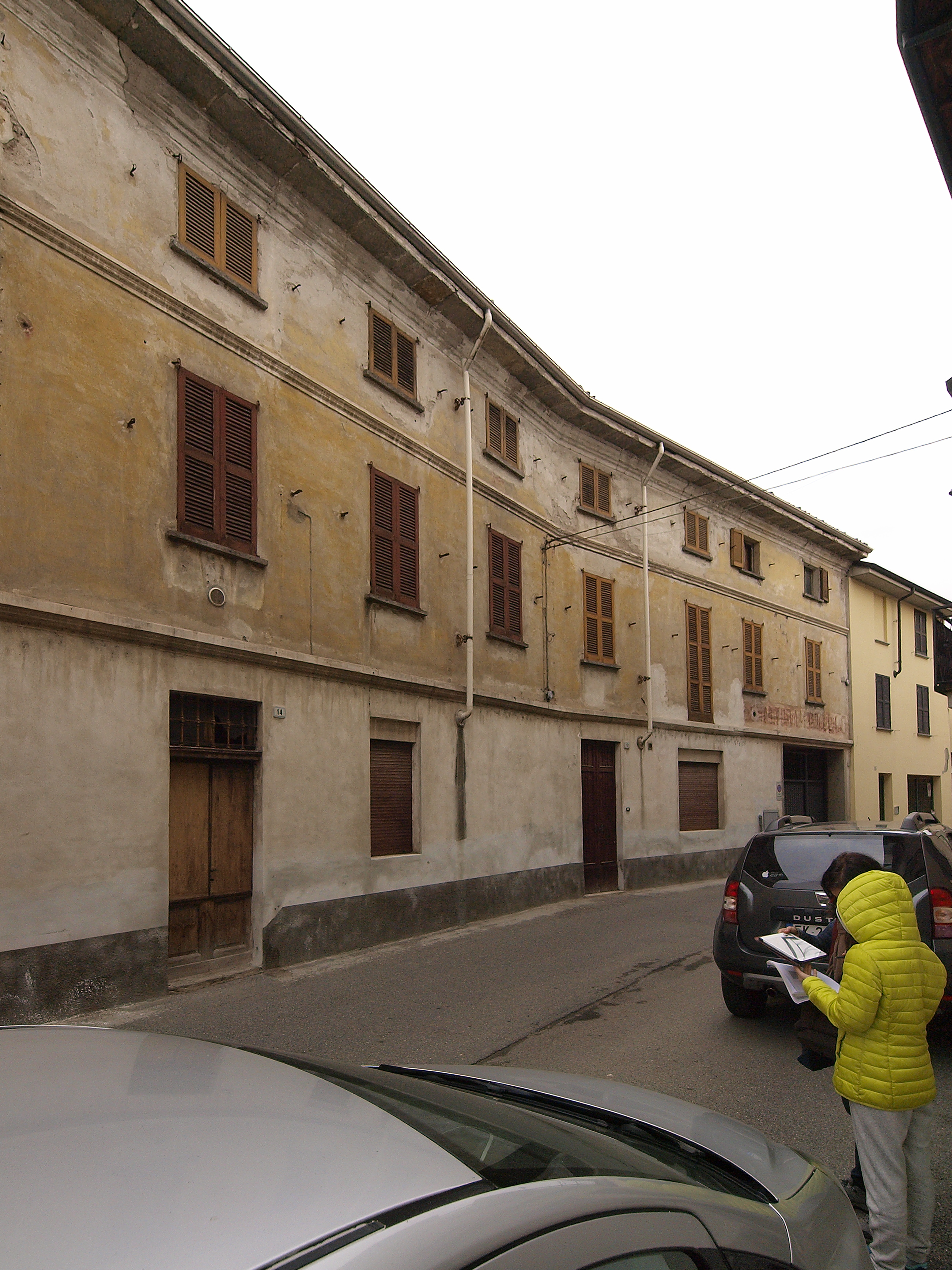 [Casa in Via Besozzi, 10] (casa) - CERANO (NO)  (XIX, prima metà)