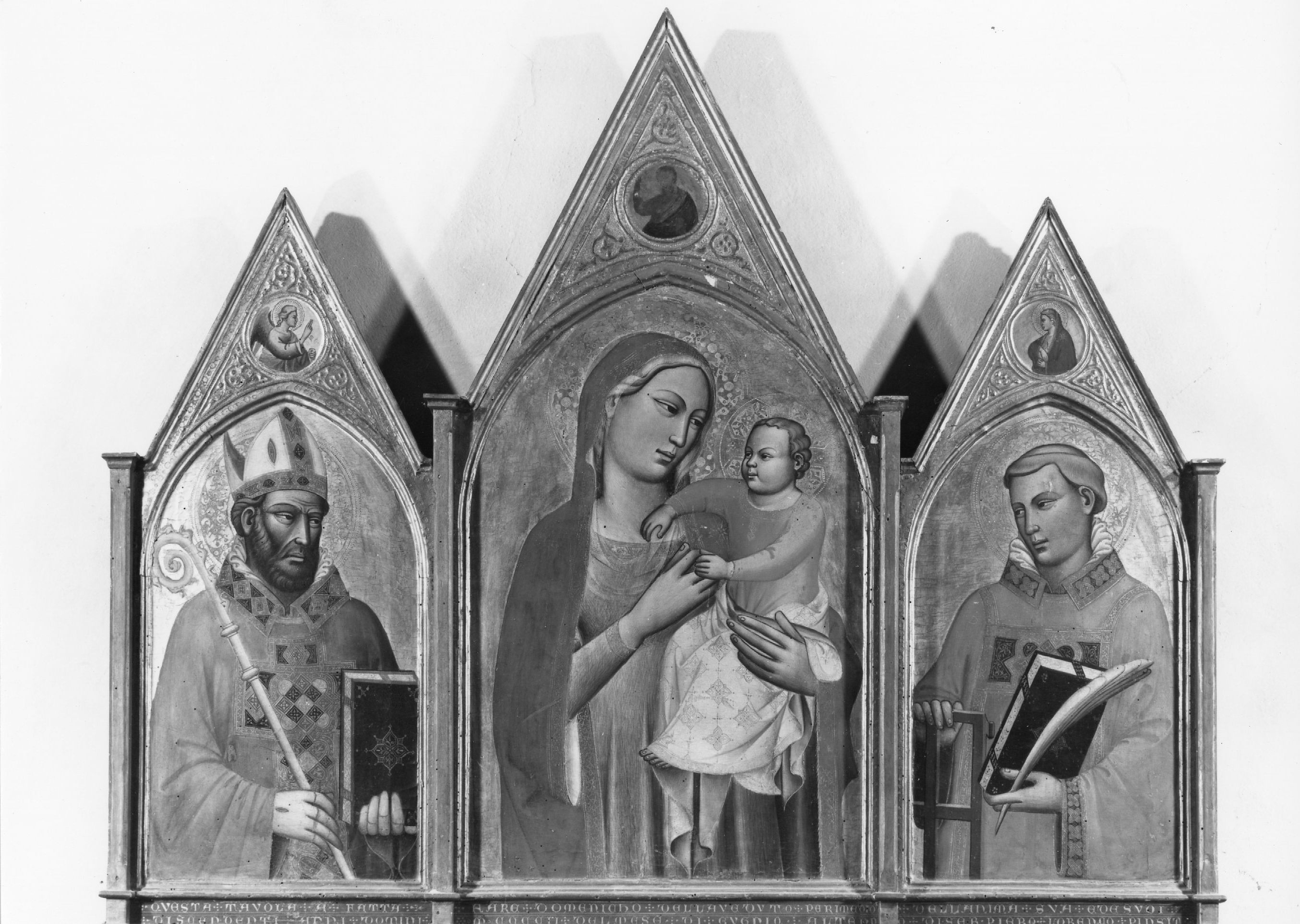 Madonna con Gesù Bambino, san Martino, san Lorenzo, Annunciazione, Cristo benedicente (trittico) di Lorenzo di Niccolò (sec. XV)