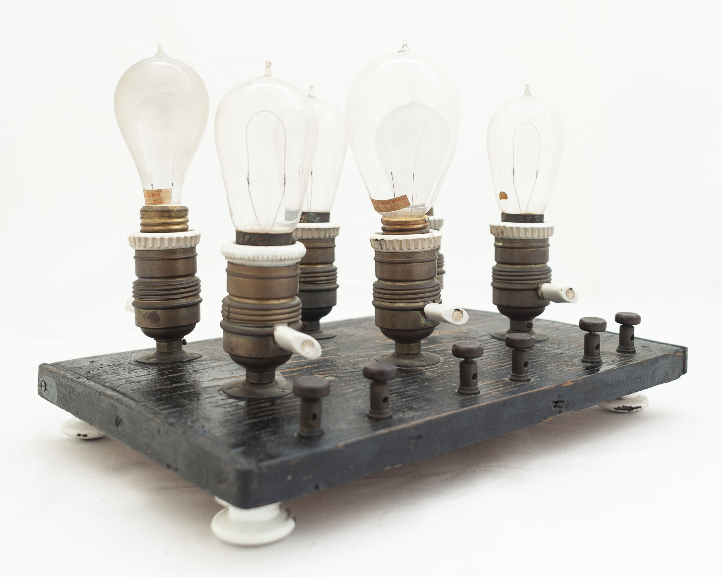 lampade ad incandescenza, a filamento di carbone, tipo Edison di Società Edison Milano, Edison, Thomas (fine XIX)