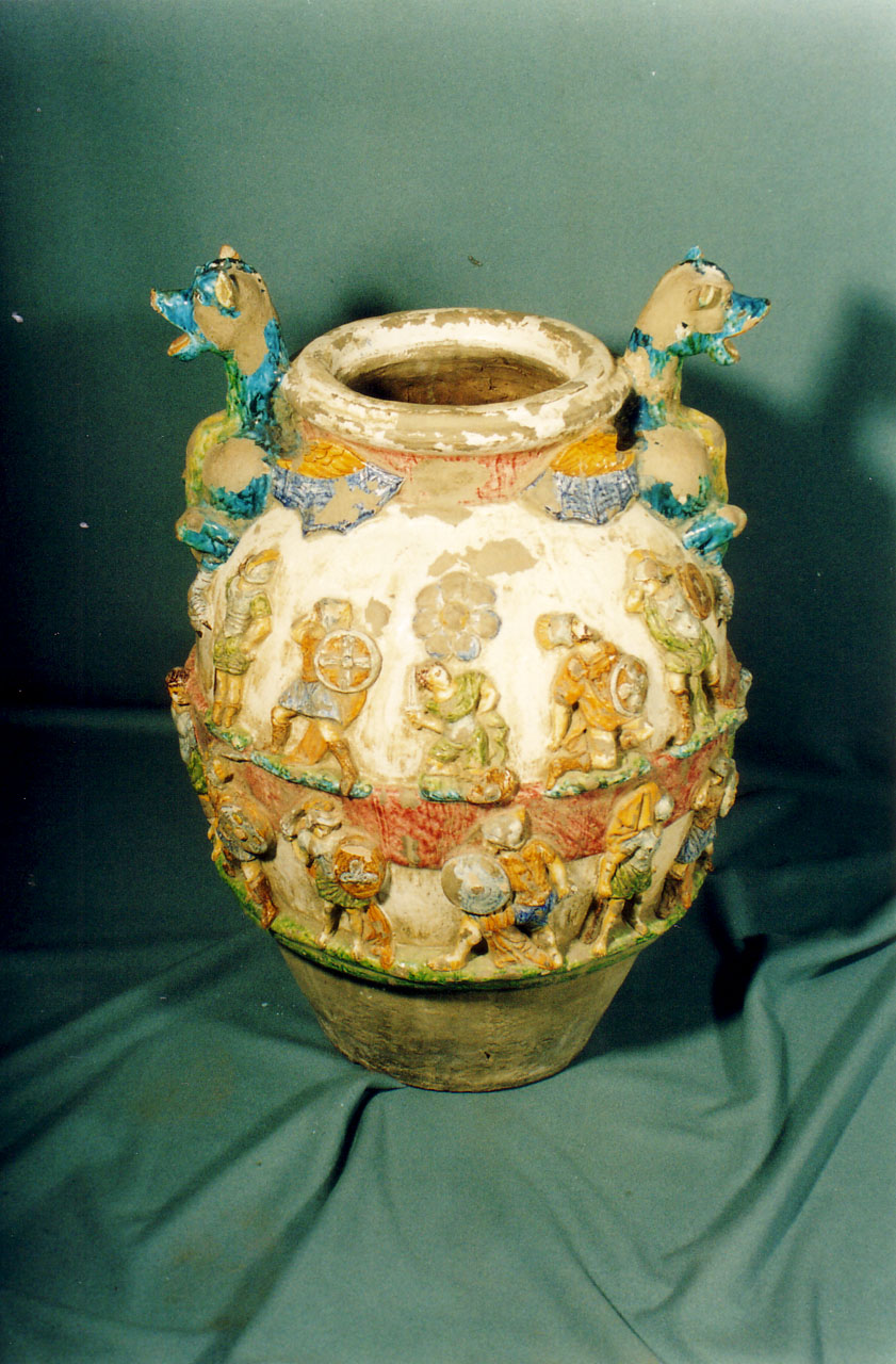 figure di soldati, draghi (vaso, opera isolata) - bottega di Montelupo (inizio/ fine XIX)