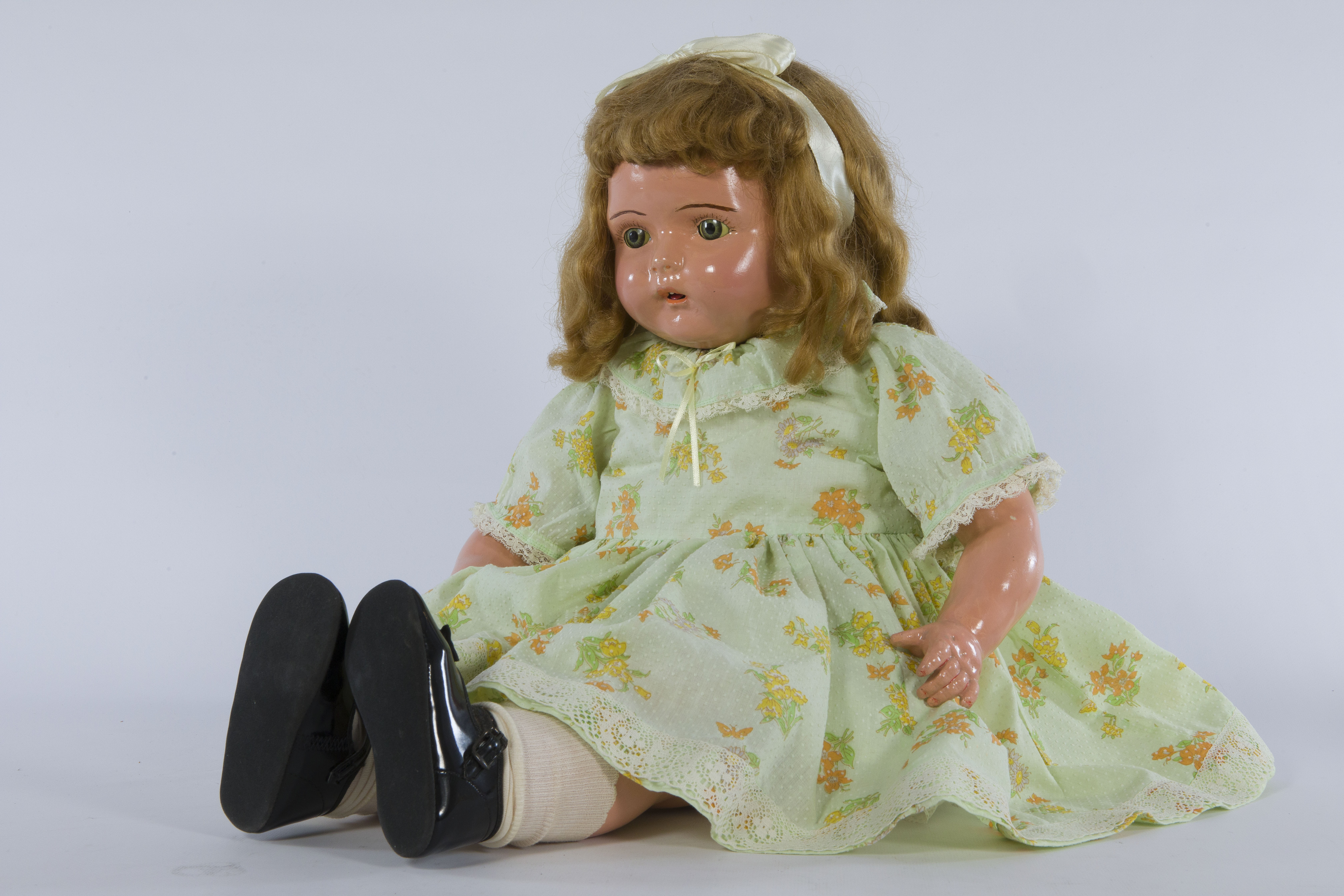 bambola parlante di Averill Manufacturing Co (prima metà XX)