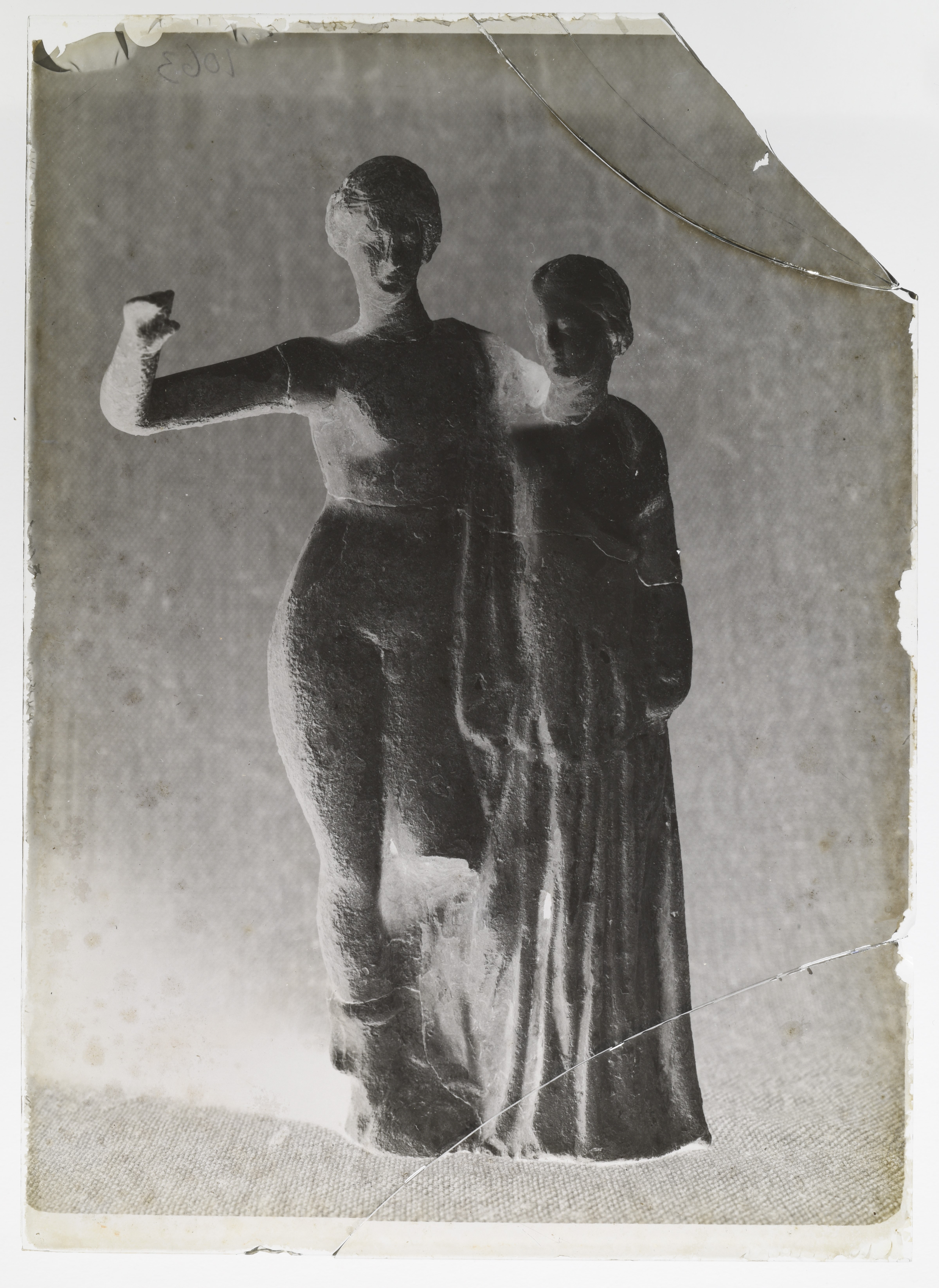 Enna - Centuripe - coroplastica centuripina (negativo, serie) di Carta, Rosario (secondo quarto XX)