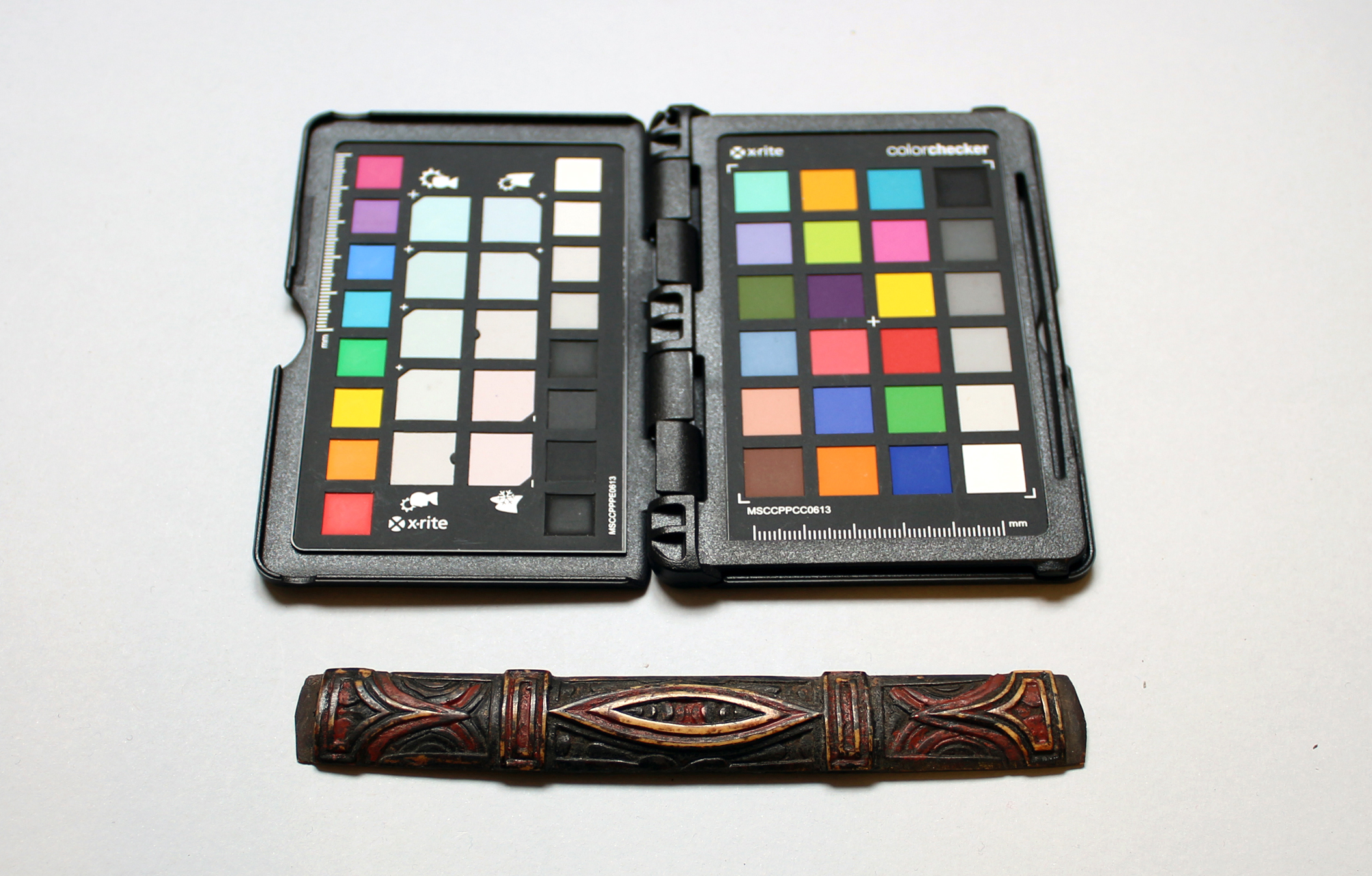 ornamento per fodero di sciabola, rituale, RITUALITÀ/ OGGETTI MAGICO-RITUALI-CERIMONIALI - cultura Ainu