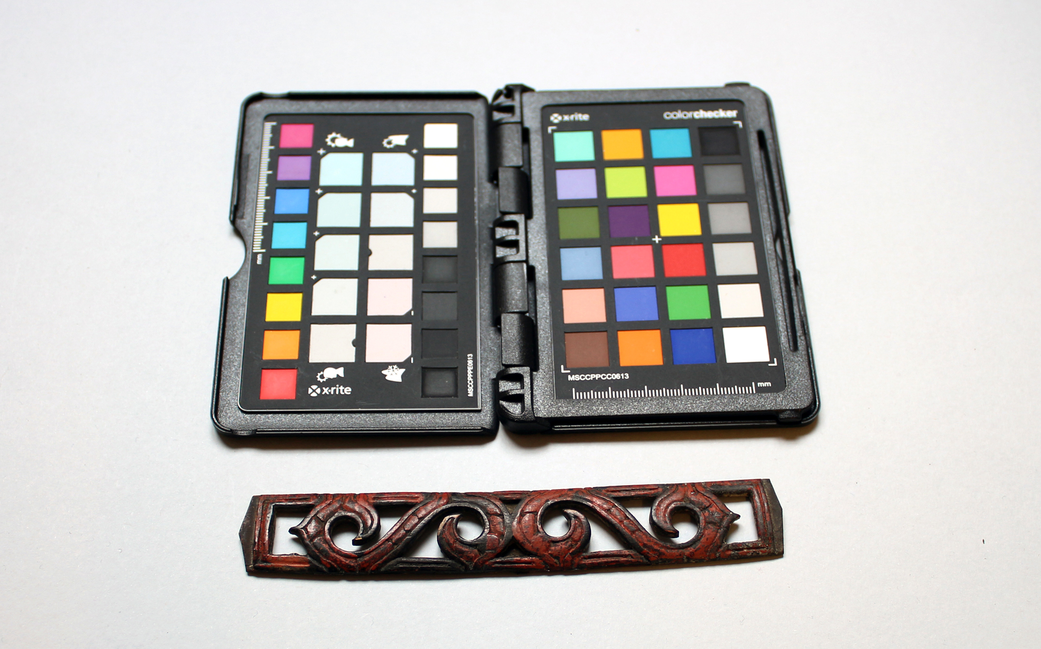 ornamento per fodero di sciabola, rituale, RITUALITÀ/ OGGETTI MAGICO-RITUALI-CERIMONIALI - cultura Ainu