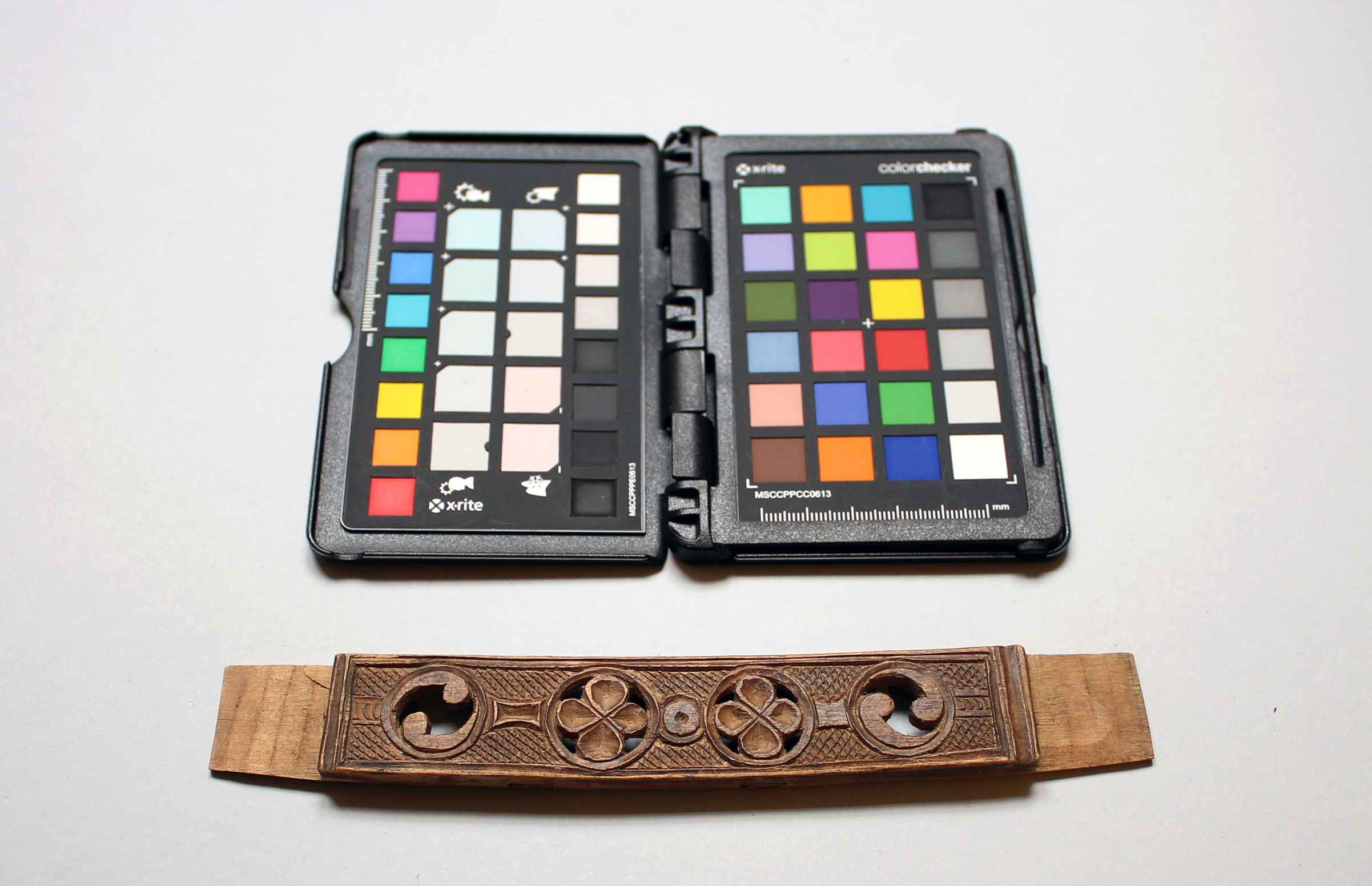 ornamento per fodero di sciabola, rituale, RITUALITÀ/ OGGETTI MAGICO-RITUALI-CERIMONIALI - cultura Ainu