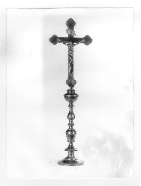 croce d'altare - bottega italiana (primo quarto XX)