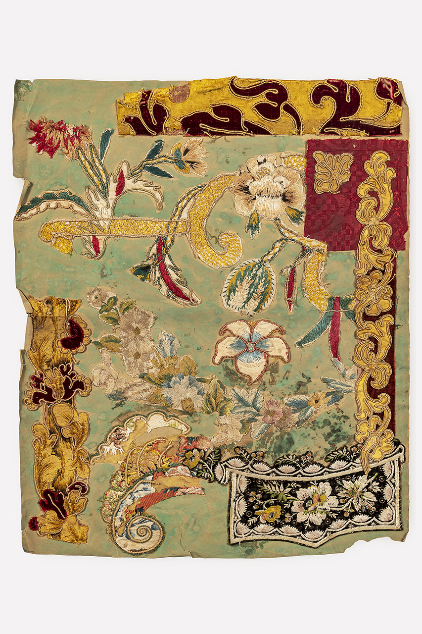 collage di frammenti di tessuti ritagliati, opera isolata - manifattura ligure (XVIII)