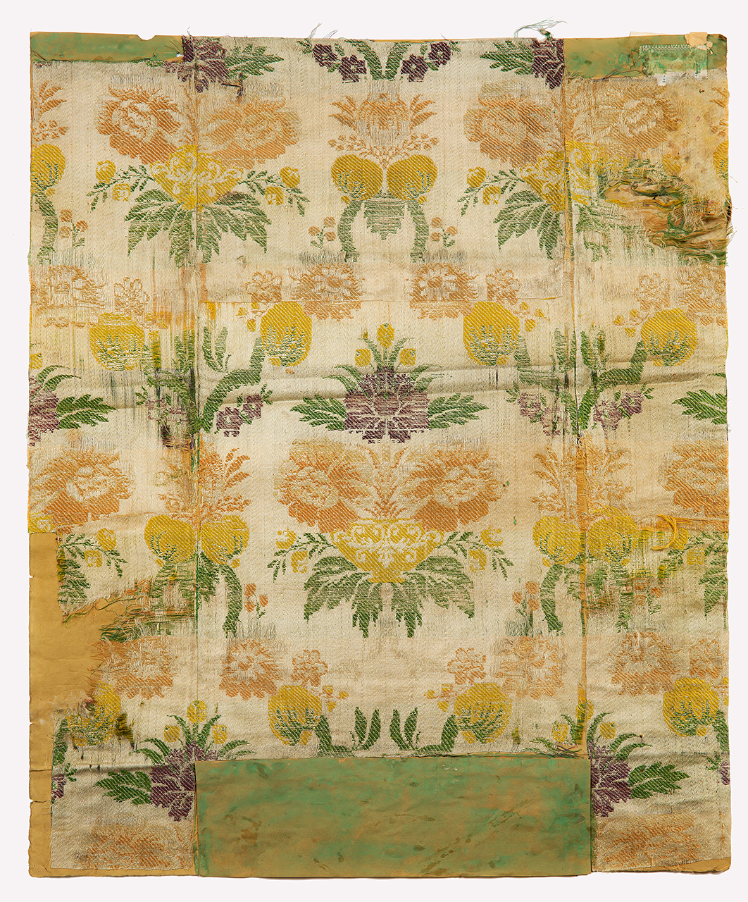tessuto, frammento - manifattura italiana, manifattura francese (terzo quarto XVIII)