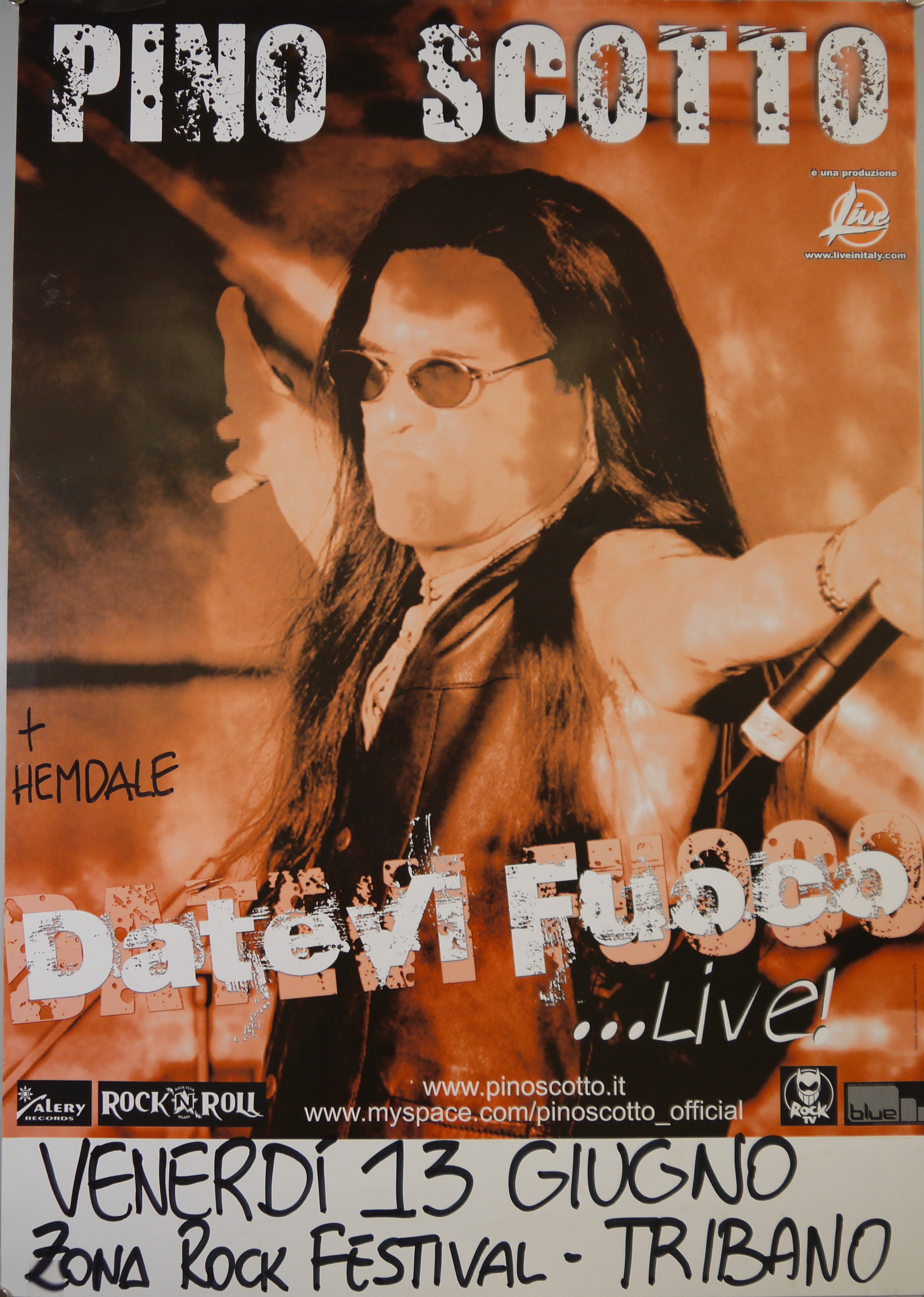 Ritratto fotografico di Pino Scotto in concerto (manifesto) - ambito italiano (inizio XXI)