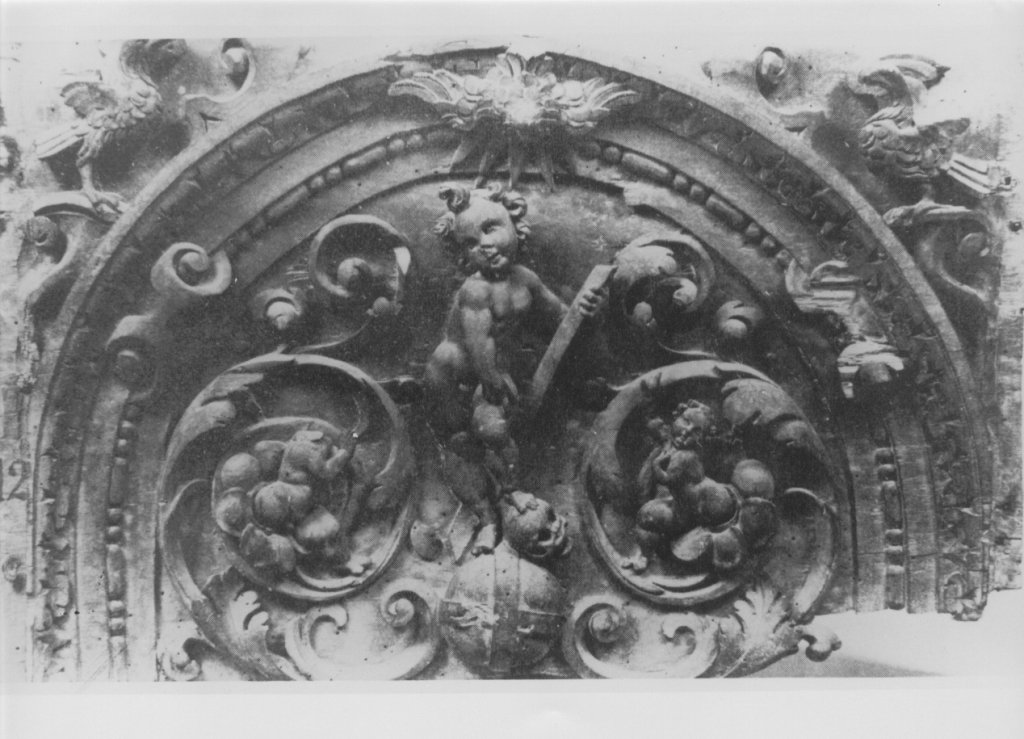 Cristo Bambino poggiante sul globo e sul teschio (rilievo, elemento d'insieme) - manifattura siciliana (sec. XVII)
