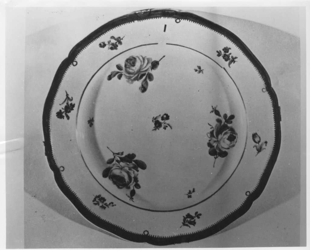 Piatto tondo da portata (piatto da portata, serie) di Manifattura Cozzi (XVIII)