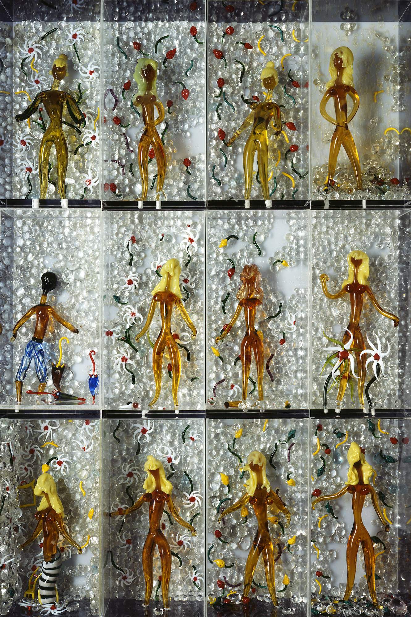 Clementine, figure femminili e maschili (scultura, serie) di Vail Pegeen detta Pegeen, Costantini Egidio (terzo quarto XX)