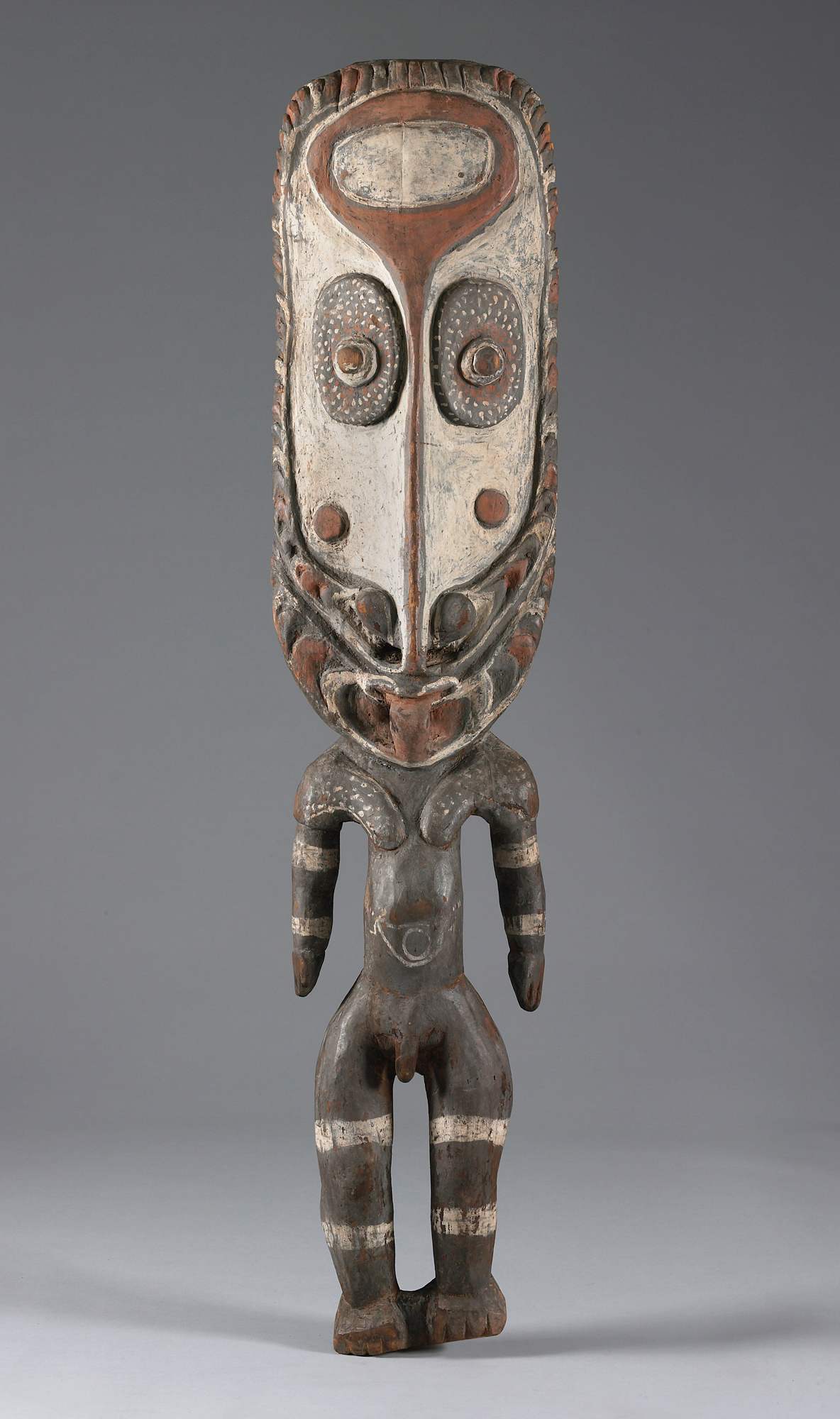 Figura di antenato, figura maschile (scultura) - ambito della Nuova Guinea (prima metà XX)