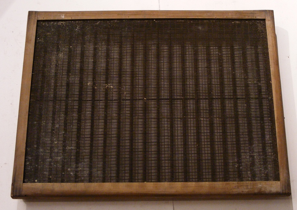 forma per carta a mano, vergata - ambito pesciatino (secc. XVIII/XX)