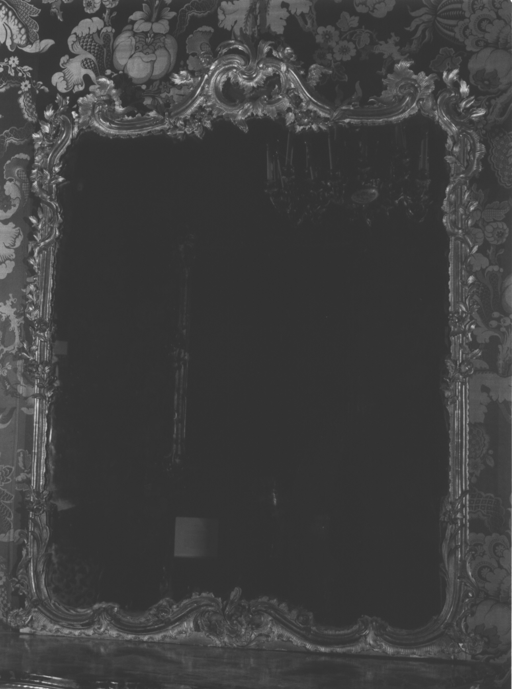 specchiera, opera isolata - bottega ligure (metà XVIII)