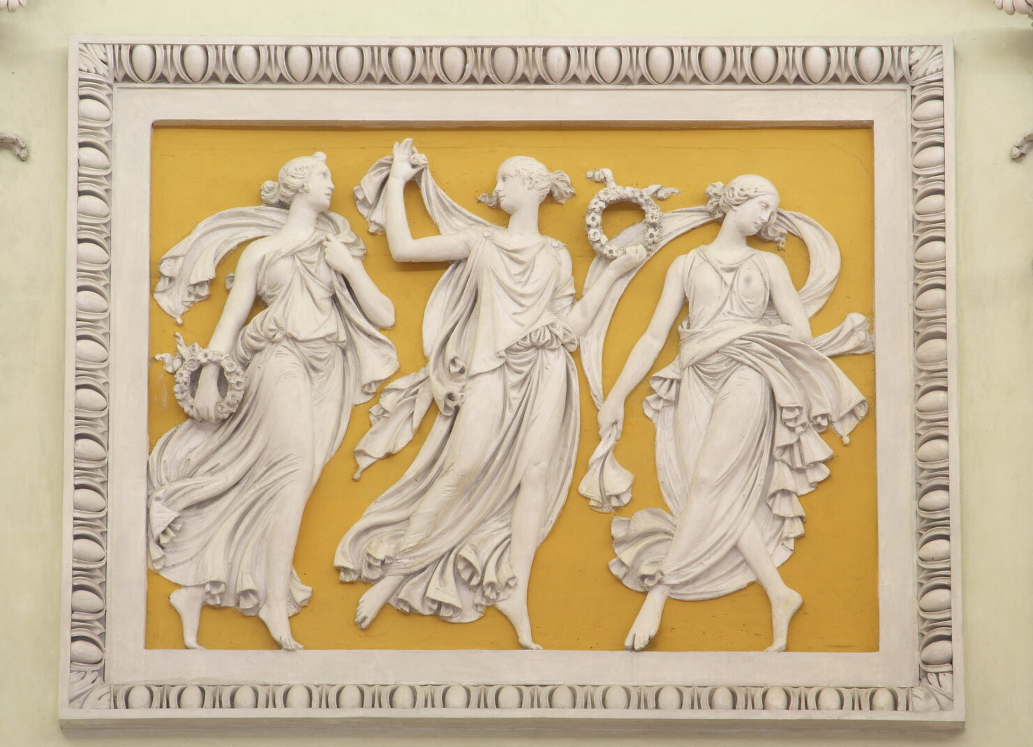 Menadi danzanti (rilievo, serie) di Varni Santo (metà XIX)