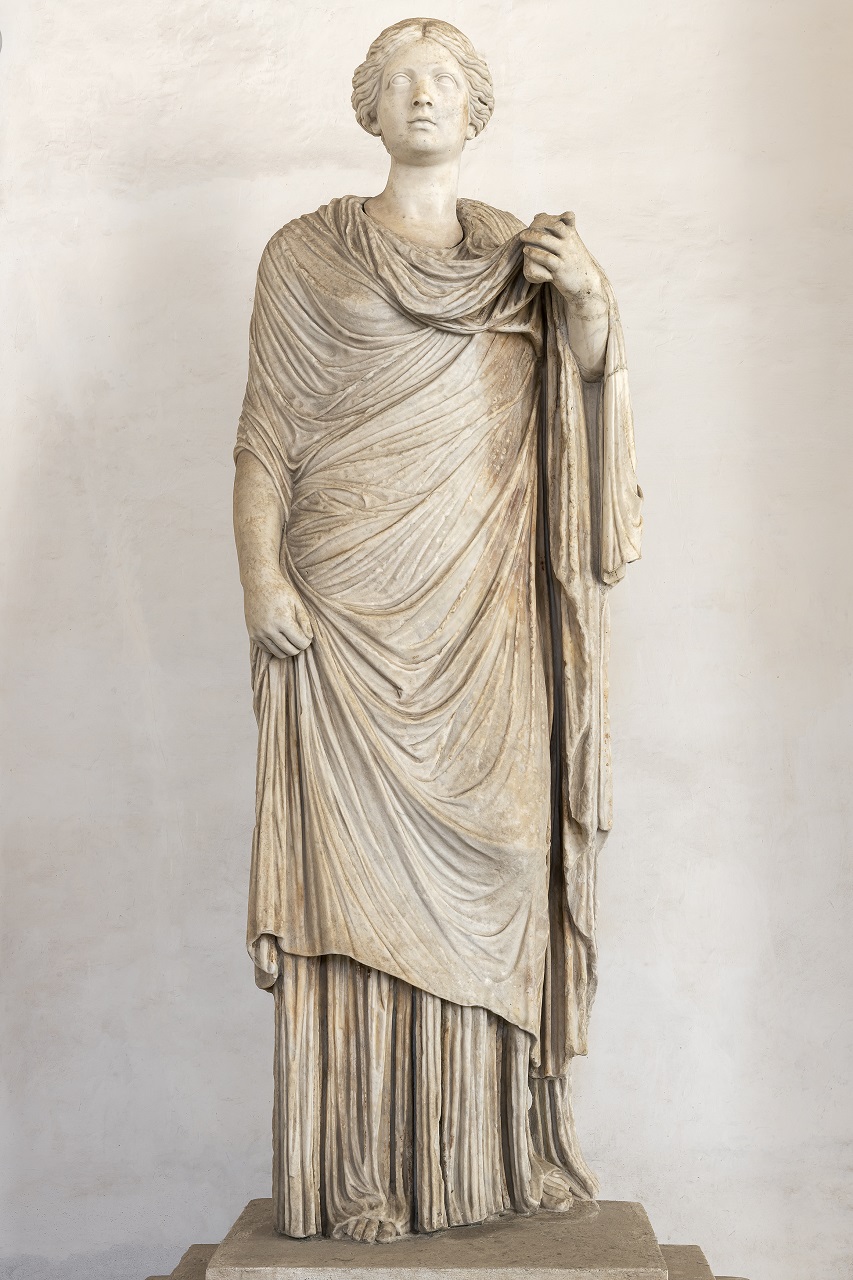 Figura femminile panneggiata (statua, opera isolata) - bottega romana (I)