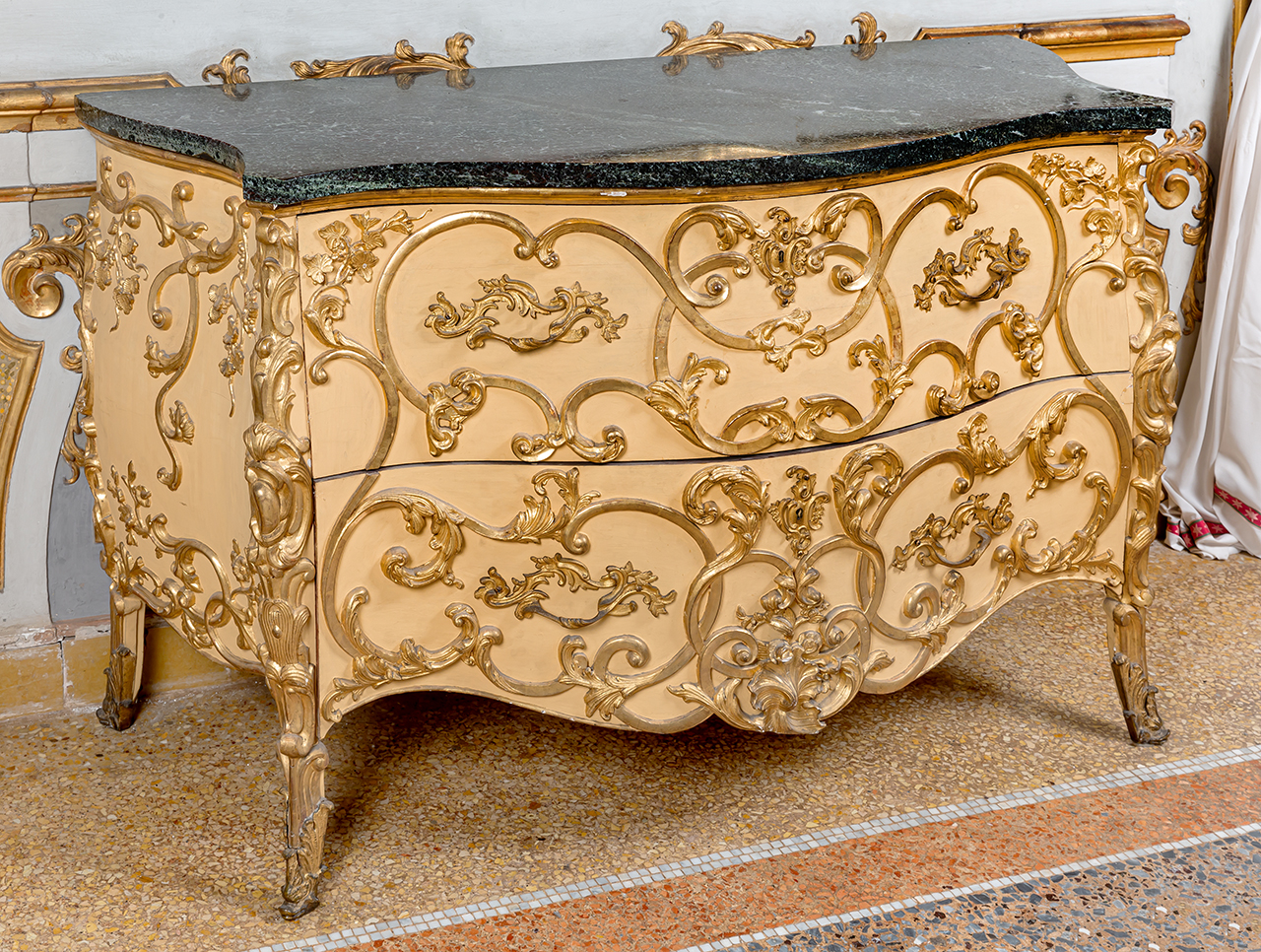 cassettone, opera isolata - produzione ligure (seconda metà XIX)