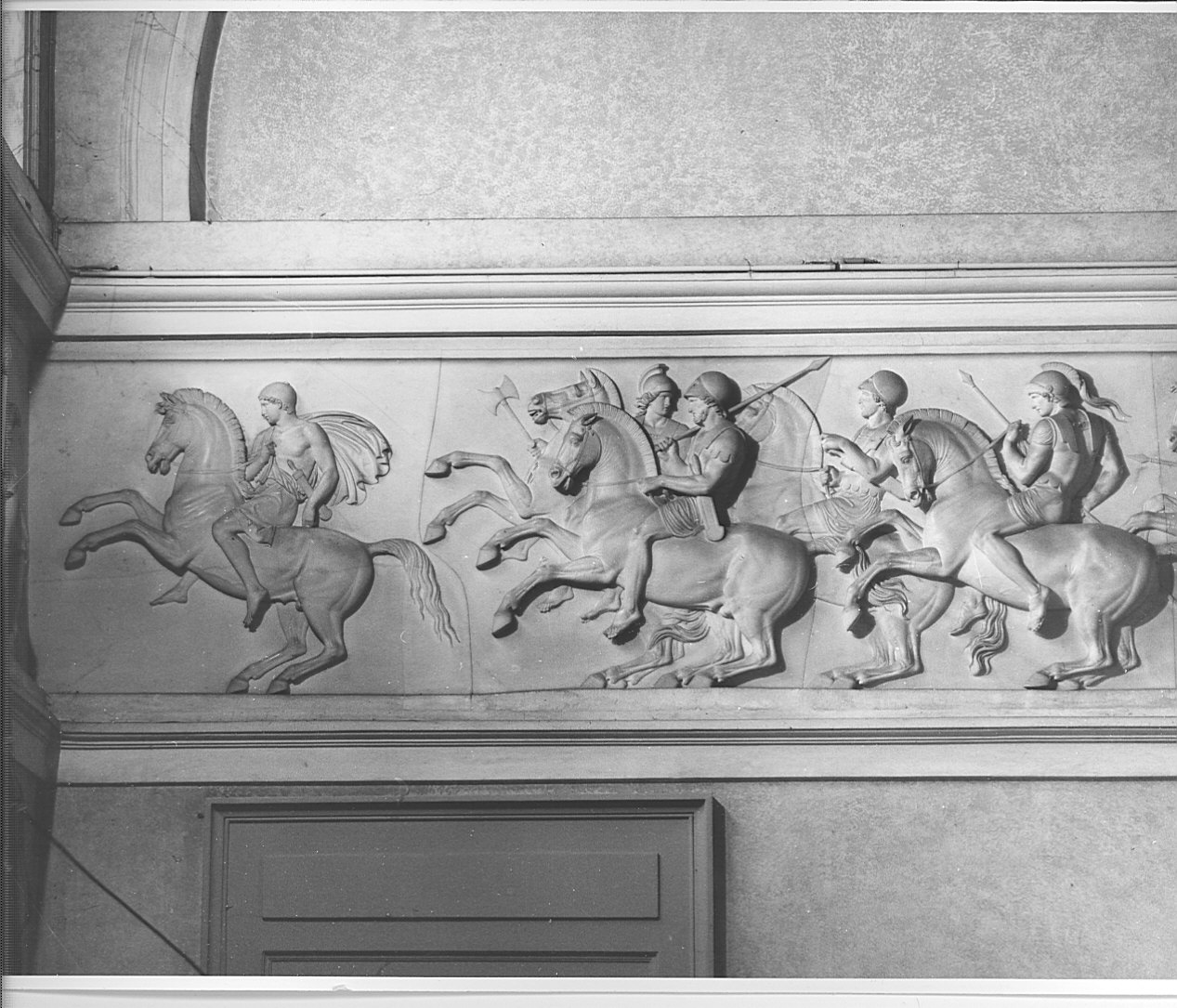 corteo di cavalieri macedoni (rilievo, elemento d'insieme) di Thorvaldsen Bertel (sec. XIX)