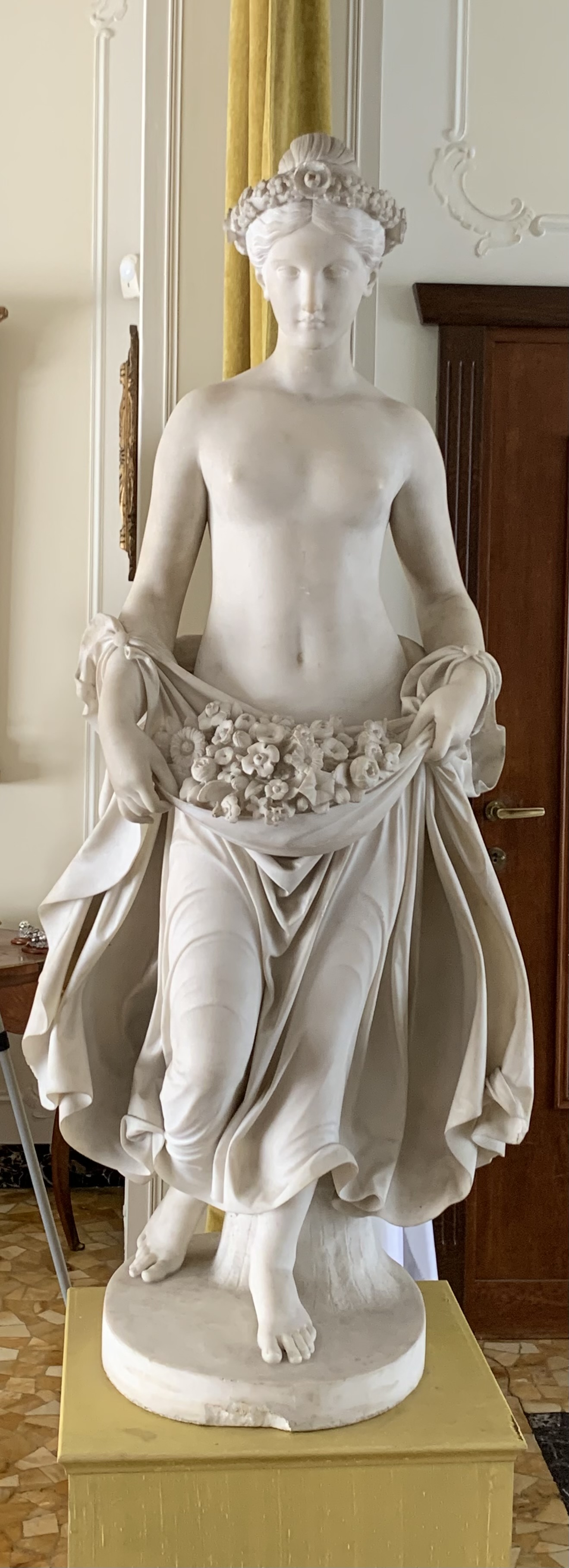 Flora (scultura, opera isolata) di Tenerani Pietro (attribuito) (sec. XIX)