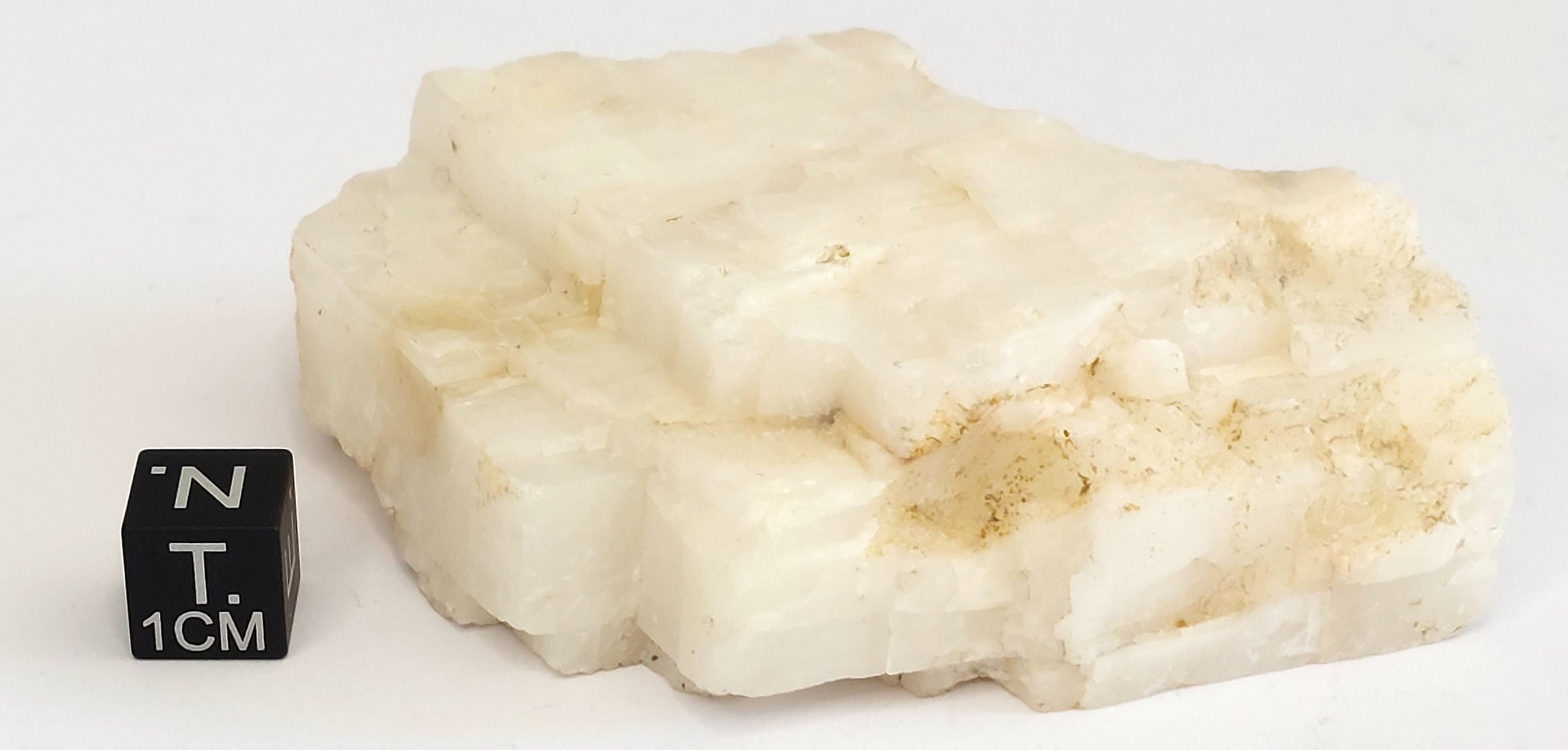Calcite bianca traslucida (esemplare)