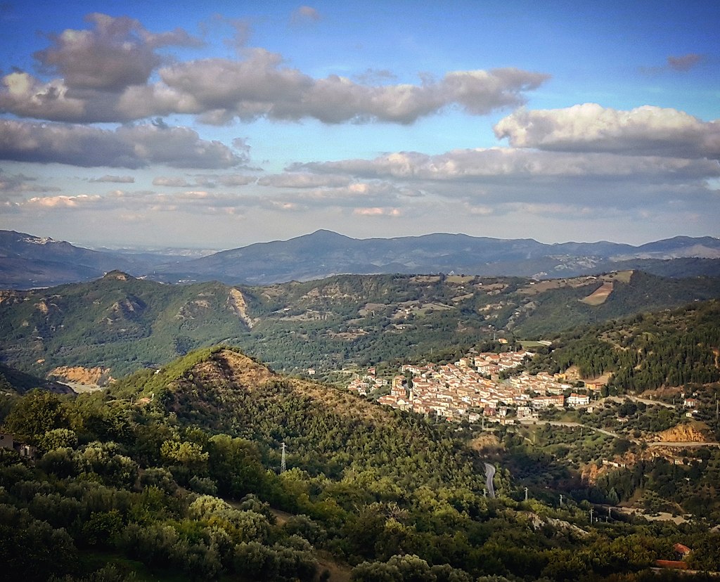 centro storico, collinare, agricolo, Cersosimo (XI)