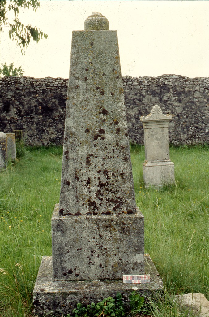 monumento funebre - a obelisco - ambito ebraico (XIX)