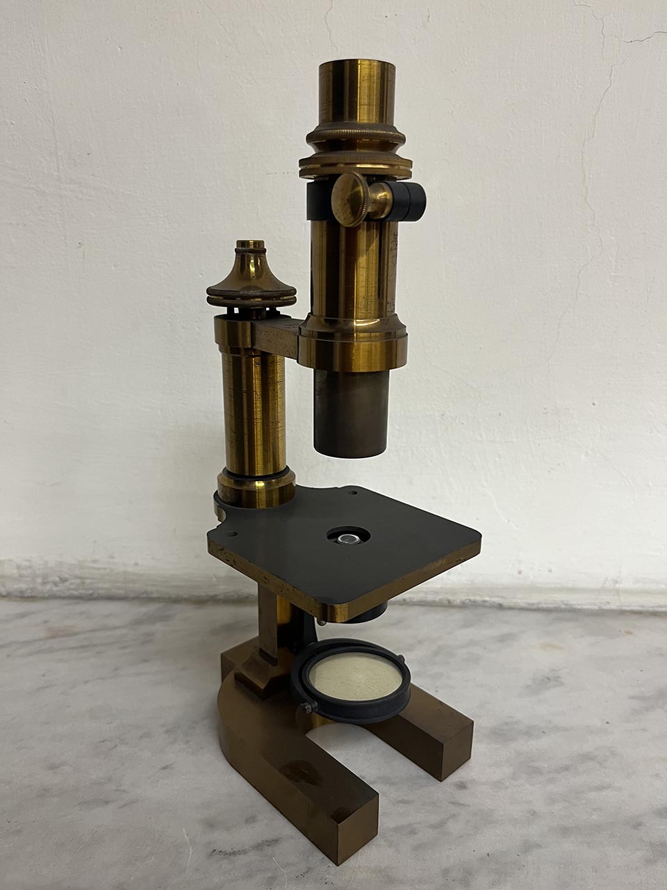 microscopio, composto f. Koristka di F. Koristka Milano (fine XIX)