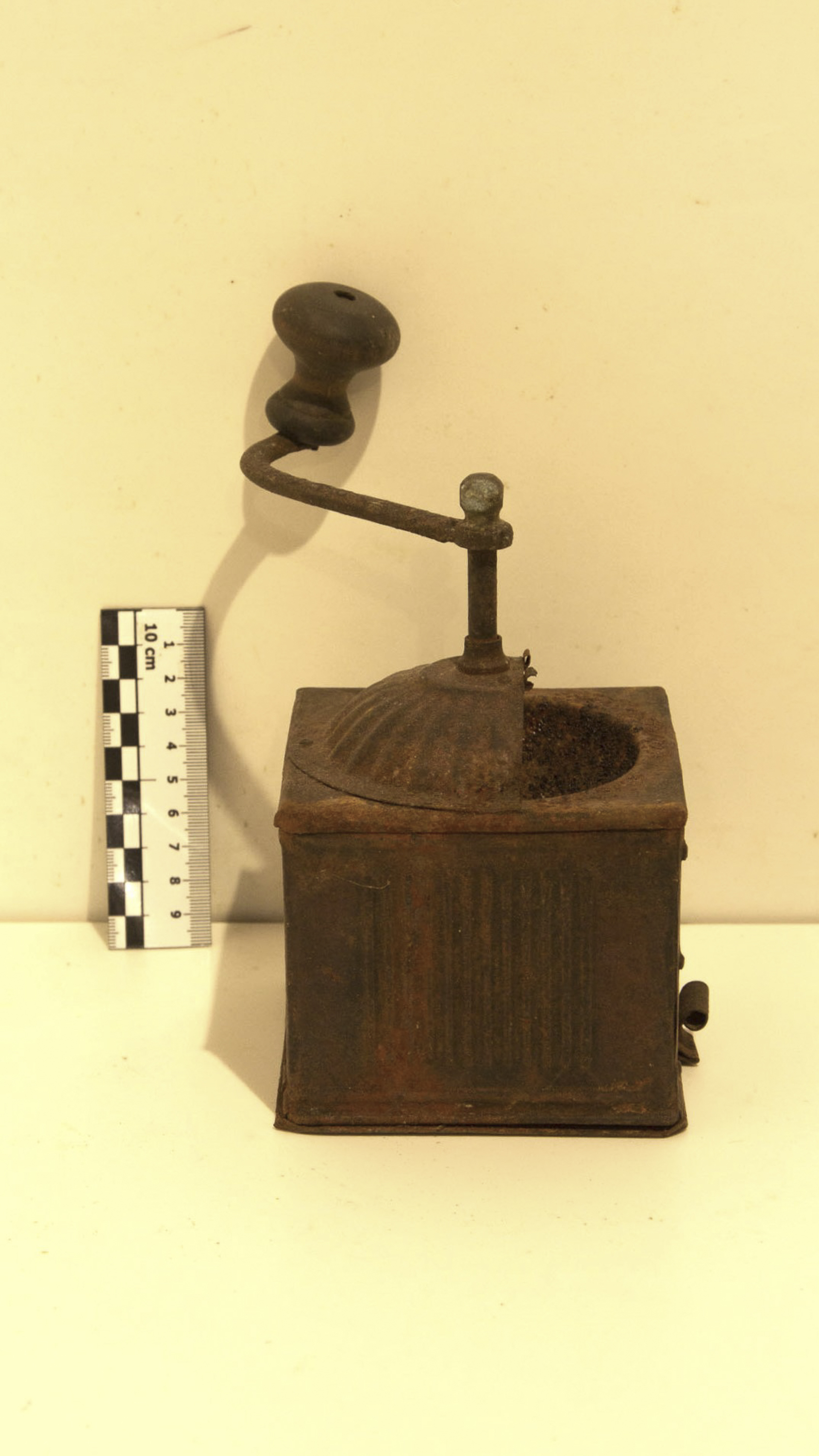 macininu (Macinino da caffè, ARREDI E SUPPELLETTILI/ CONTENITORI, RECIPIENTI E OGGETTI DI USO DOMESTICO)