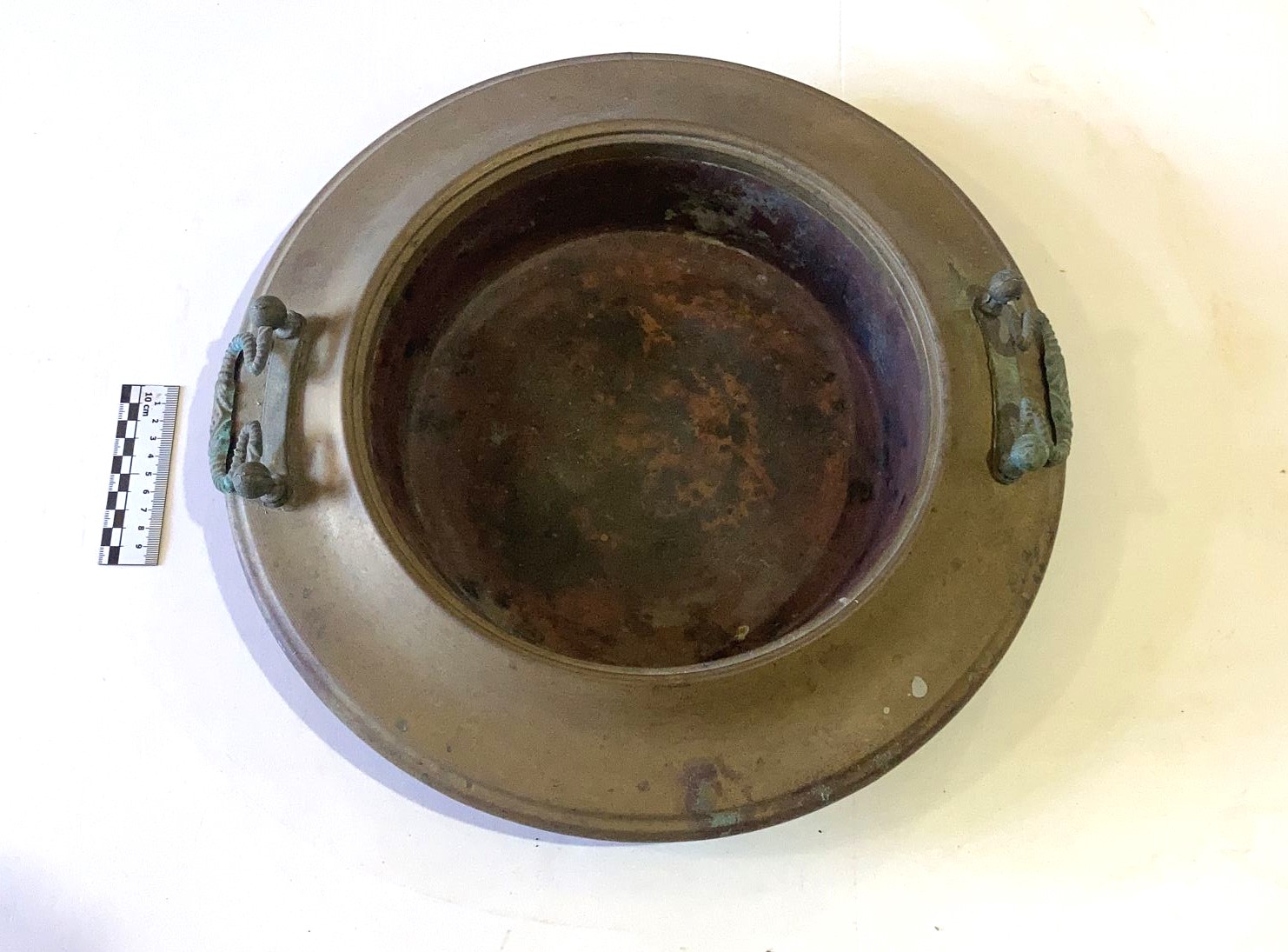 braxeri (Braciere, ARREDI E SUPPELLETTILI/ CONTENITORI, RECIPIENTI E OGGETTI DI USO DOMESTICO)