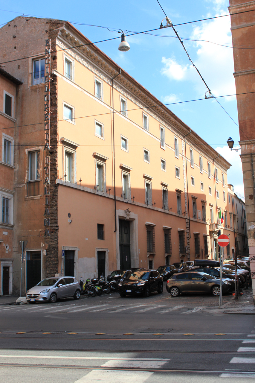Palazzo Mattei di Paganica (palazzo) - Roma (RM)  (XVI)