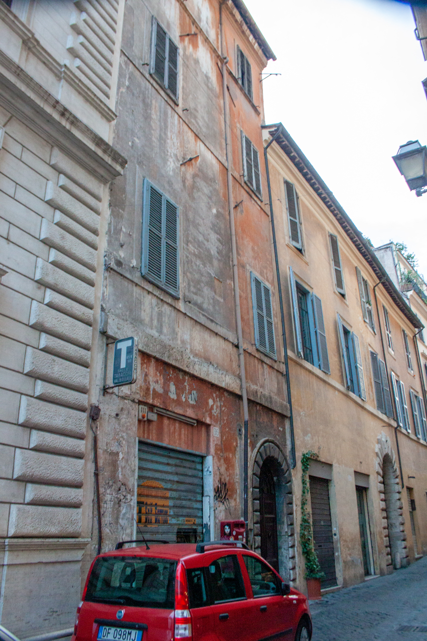 Casa di Francesco Gallarate (casa) - Roma (RM)  (XVI, inizio)