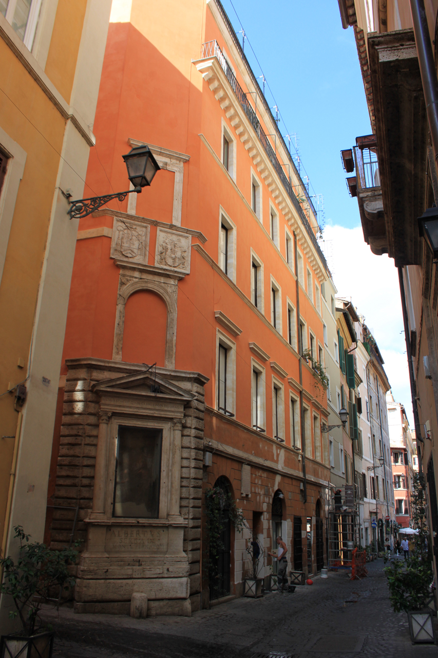 Palazzo in via dei Coronari, 113 (palazzo) - Roma (RM)  (XVI, inizio)