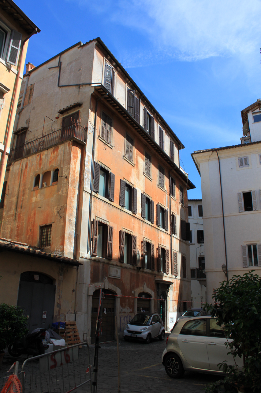 Casa in piazza Monte Vecchio, 16A (casa) - Roma (RM)  (XIX)