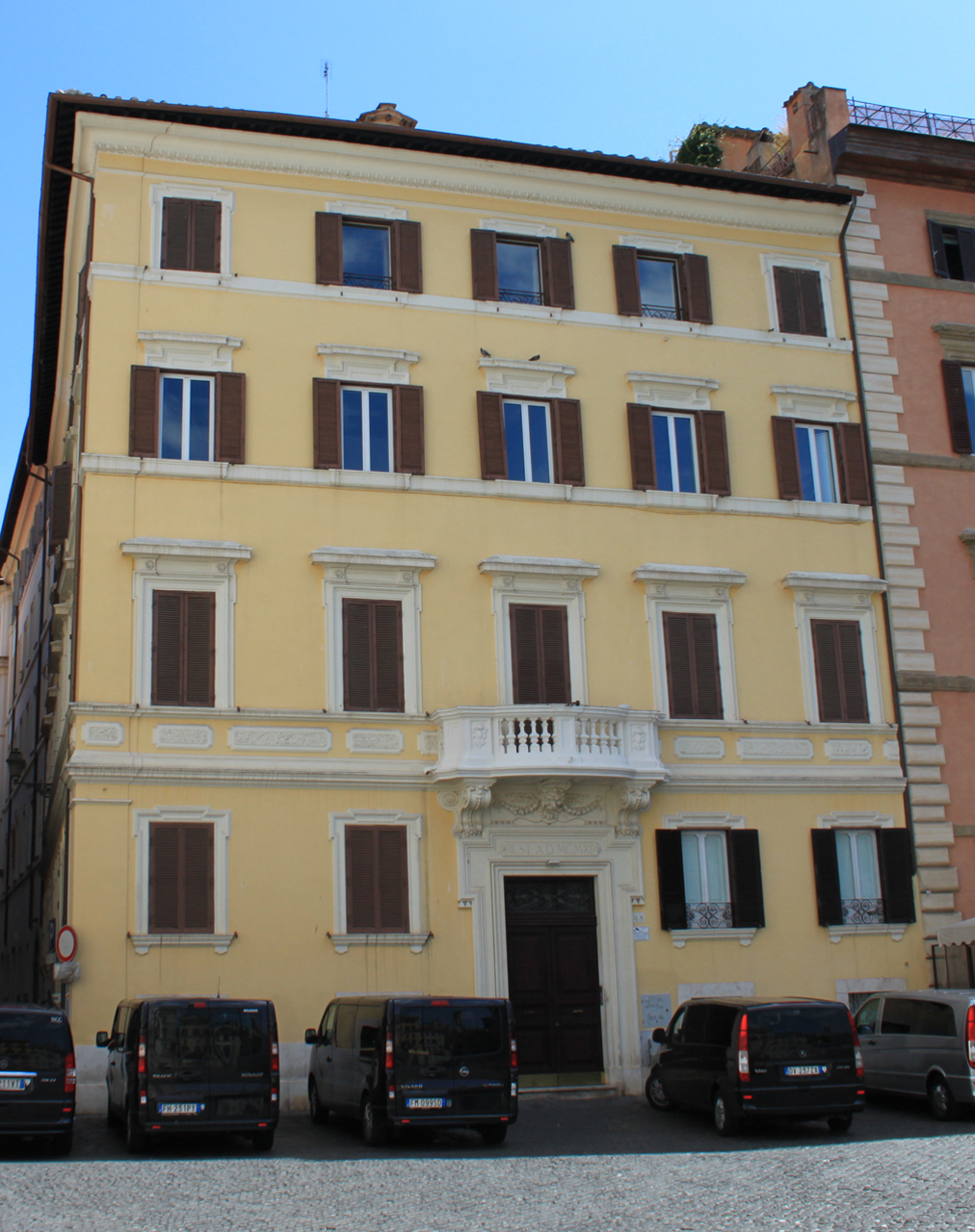 Palazzo in piazza Farnese, 48 (palazzetto) - Roma (RM)  (XVII) <br>Condizioni d'uso: <a class='link-esterno' href='https://docs.italia.it/italia/icdp/icdp-pnd-circolazione-riuso-docs/it/v1.0-giugno-2022/testo-etichetta-BCS.html' target='_bcs'>Beni Culturali Standard (BCS)</a>