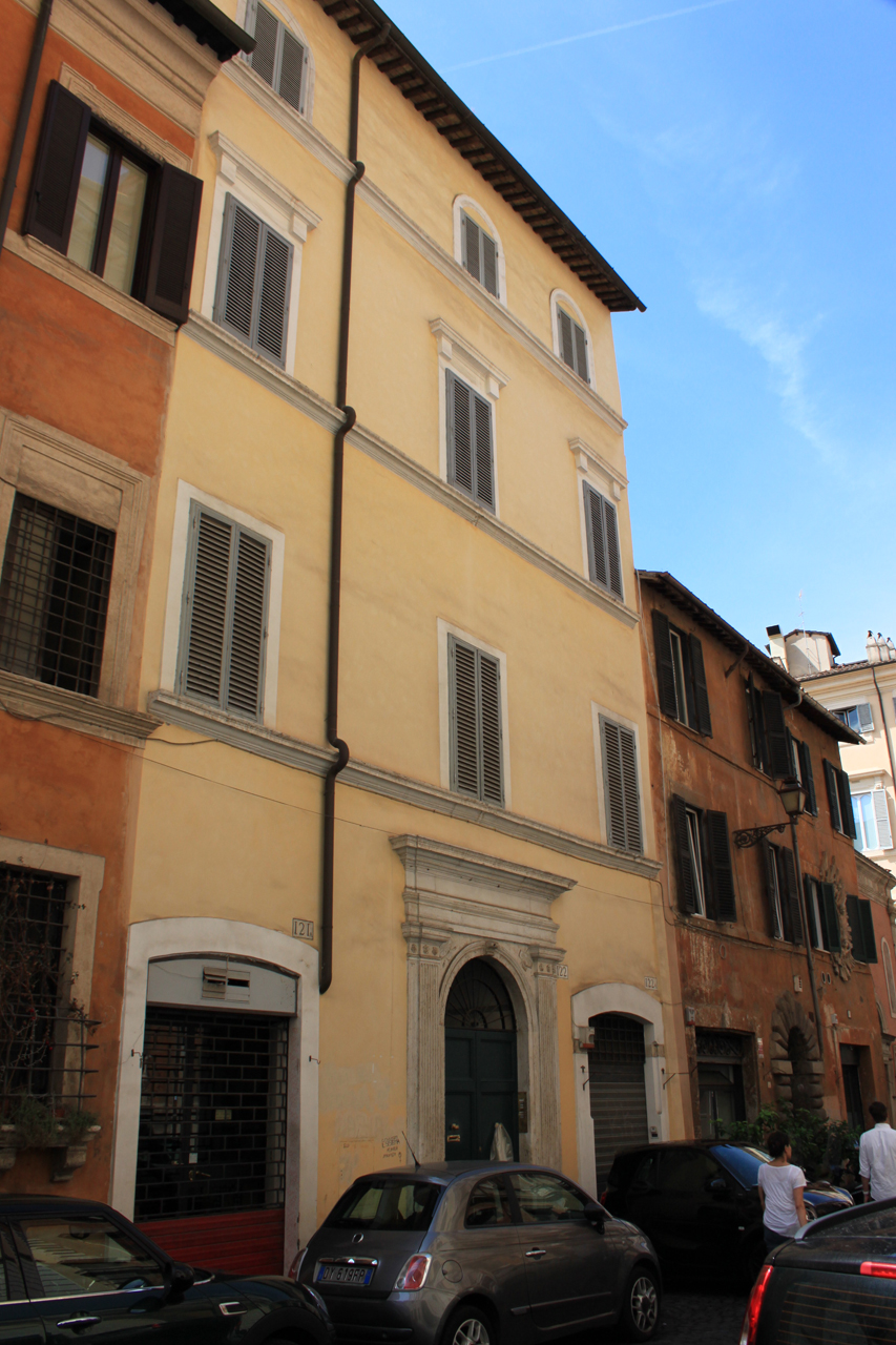 Casa in via di Monserrato, 121 (casa) - Roma (RM)  (XVI, inizio)