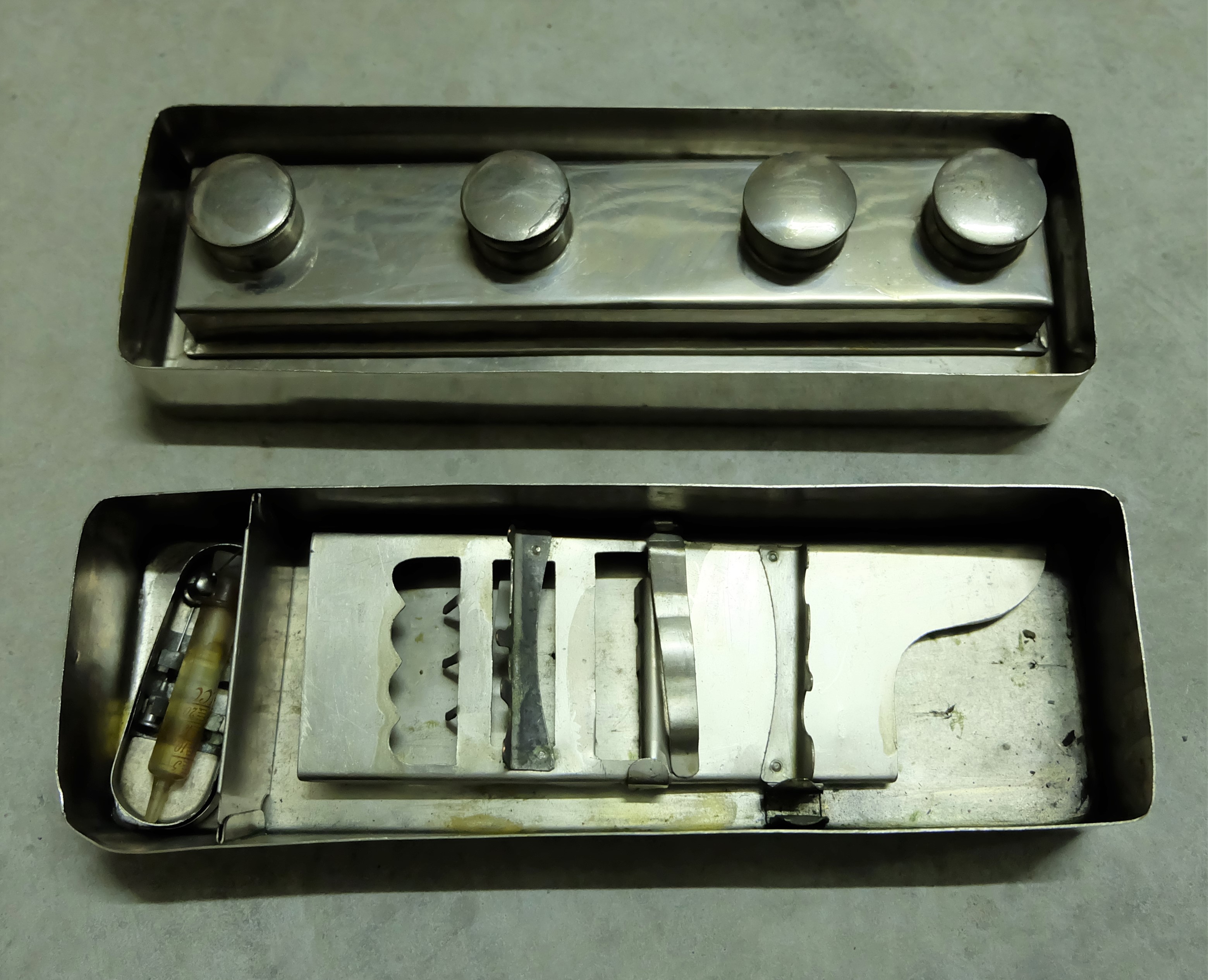 set per sterilizzazione (prima metà XX secolo)