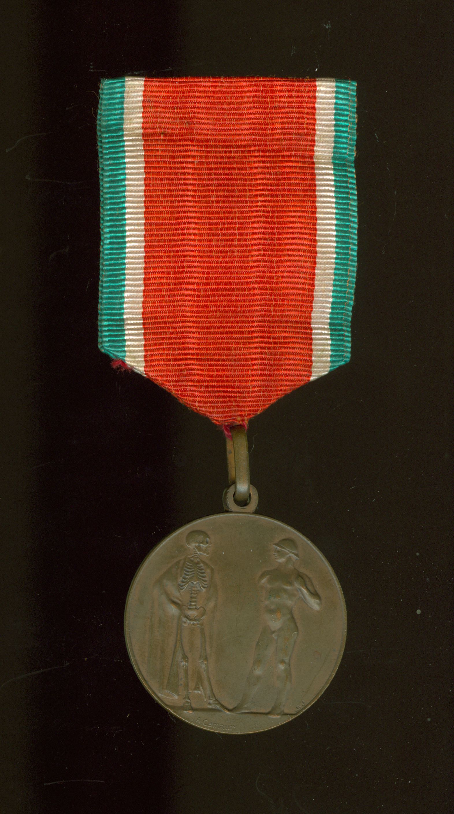 Medaglia commemorativa «ai militi nativi delle terre irredente accorsi a liberarle nella guerra dal 1915 al 1918» (prima metà XX secolo)