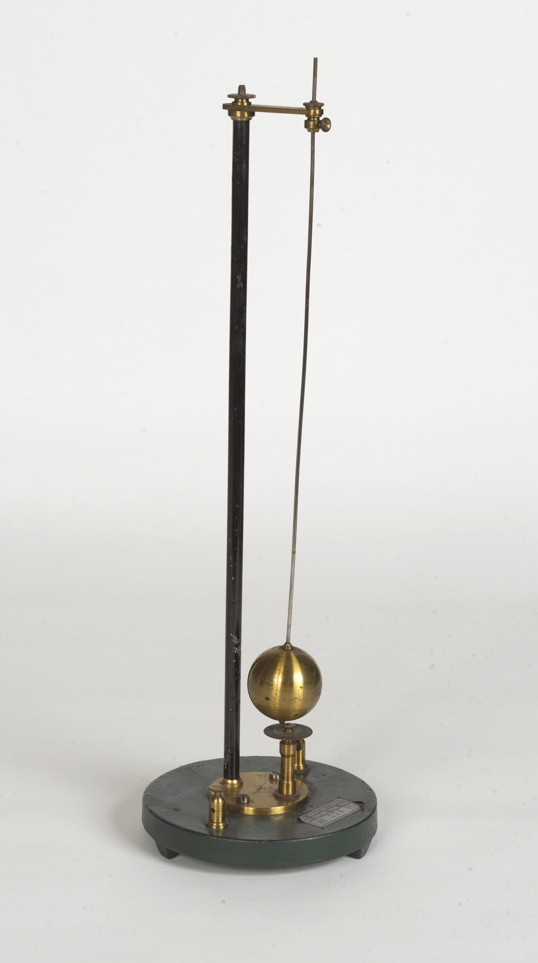 sismoscopio per scosse ondulatorie Guzzanti (sismoscopio, per movimenti orizzontali) di Guzzanti Corrado (sec. XIX)