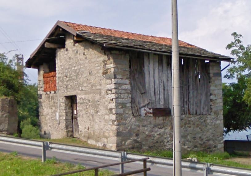 Fabbricato rurale sito in frazione Garda (casa) - Sonico (BS) 