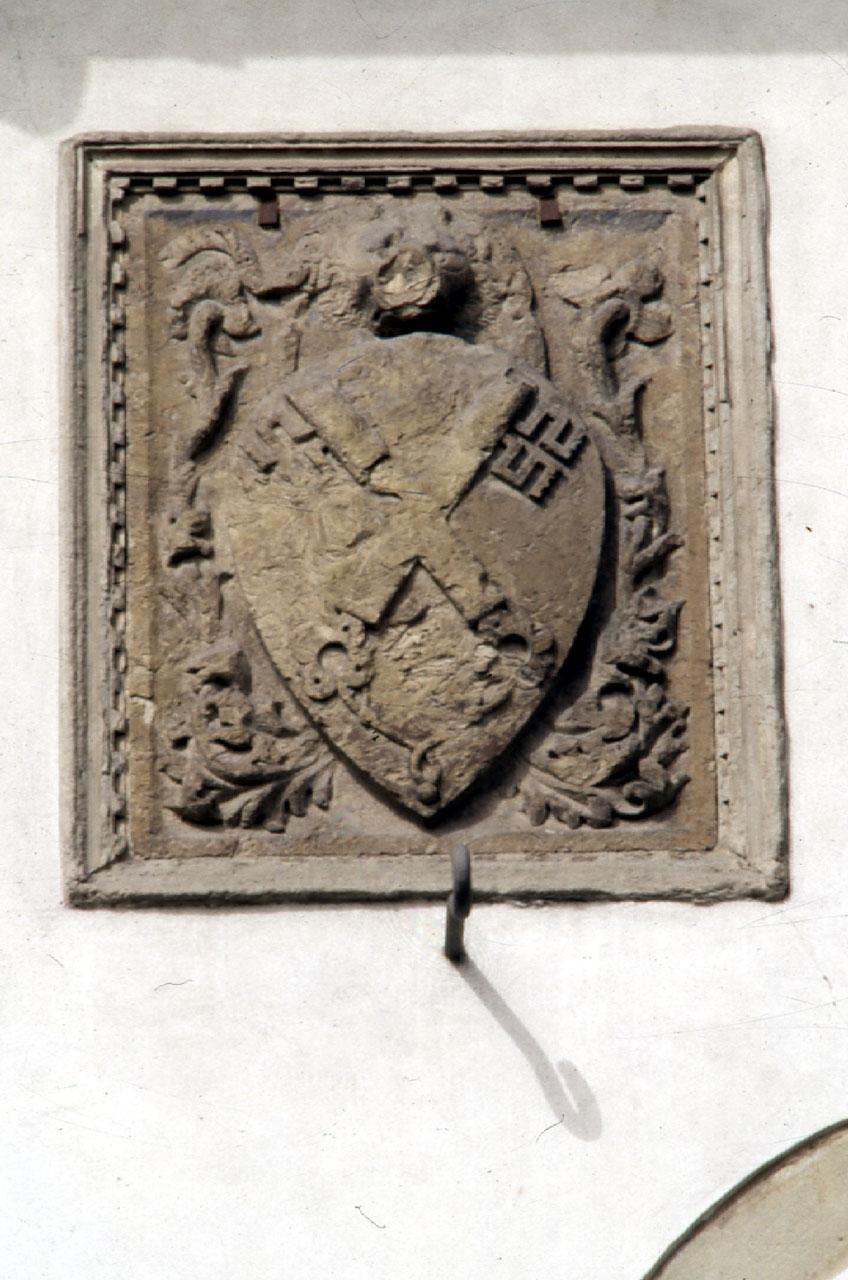 stemma (rilievo) - produzione toscana (sec. XIV)