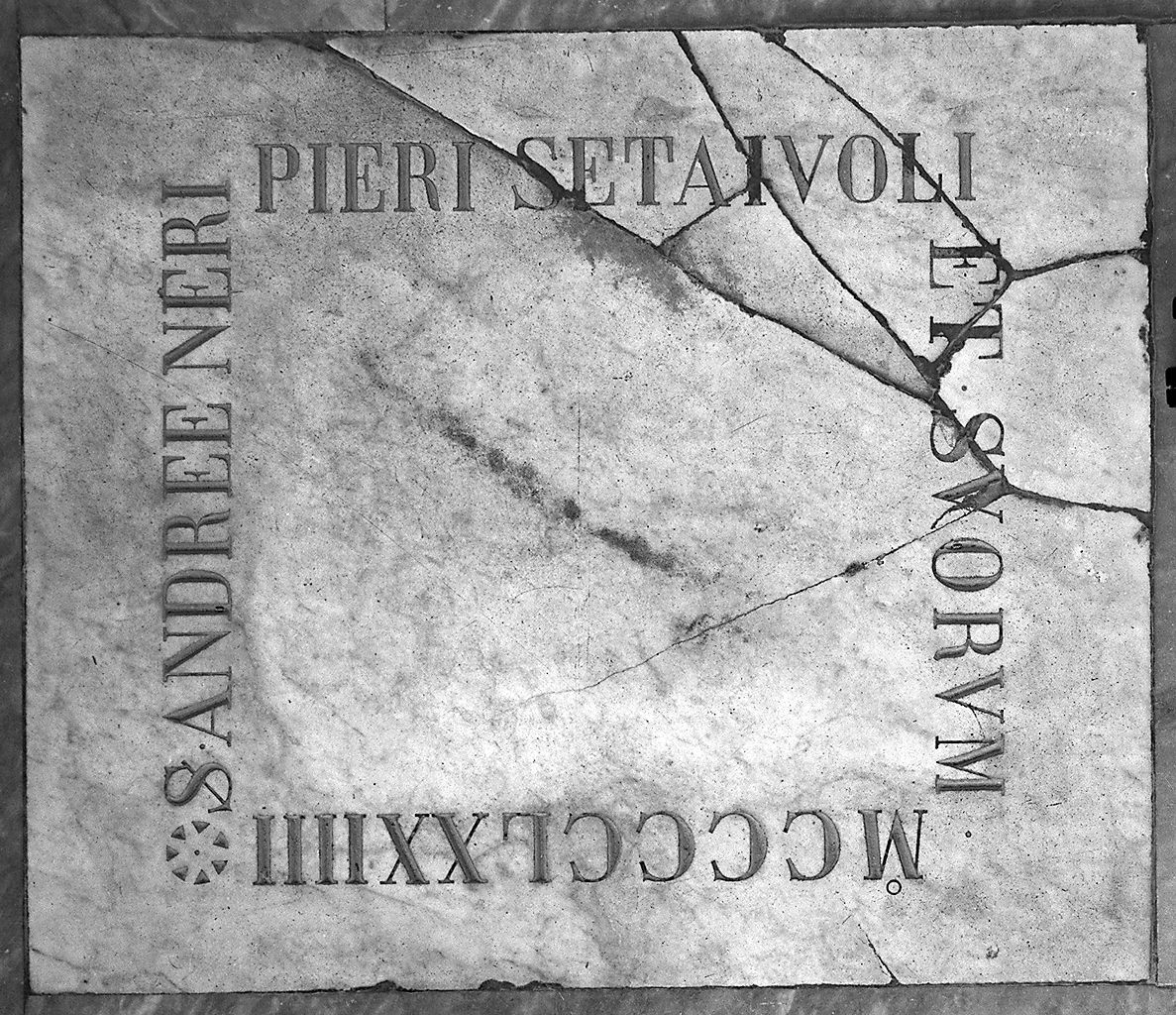 lastra tombale - produzione toscana (sec. XV)