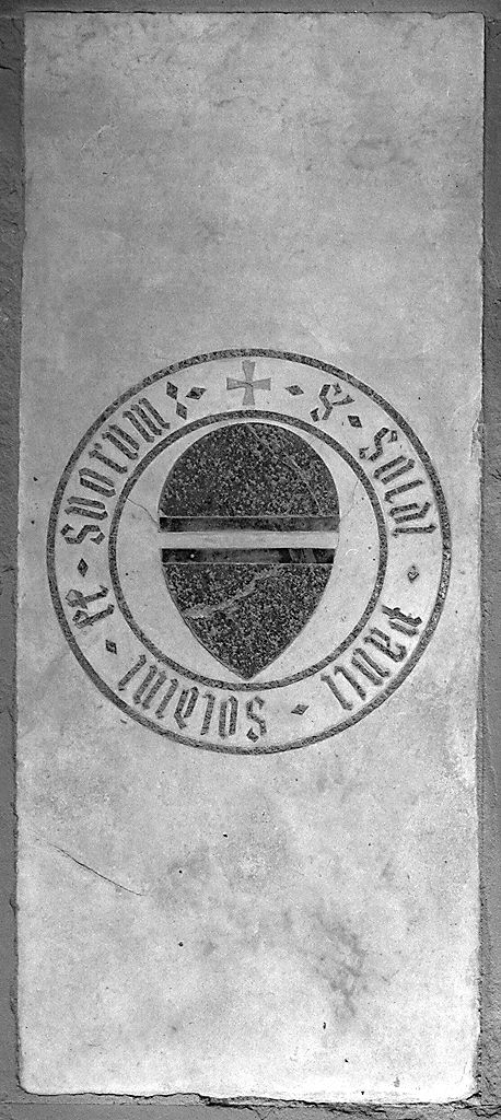 lastra tombale - produzione toscana (sec. XV)