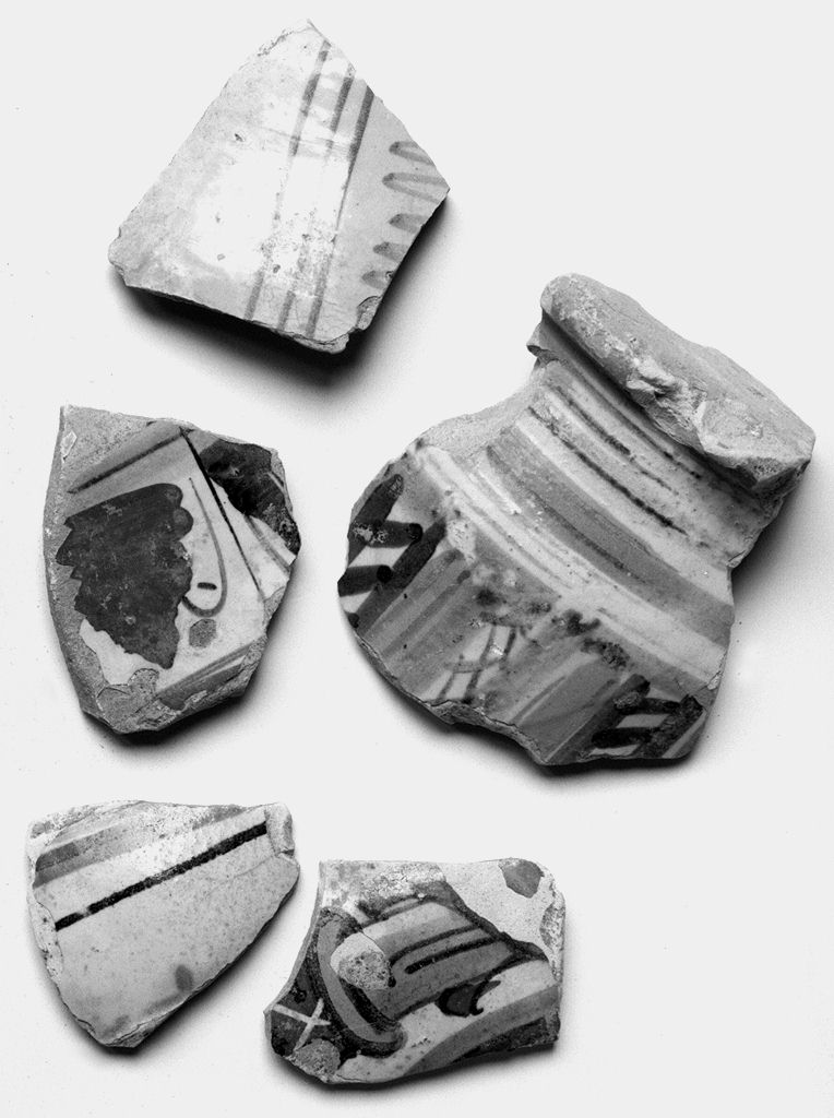 vaso, frammento - bottega toscana (sec. XV)