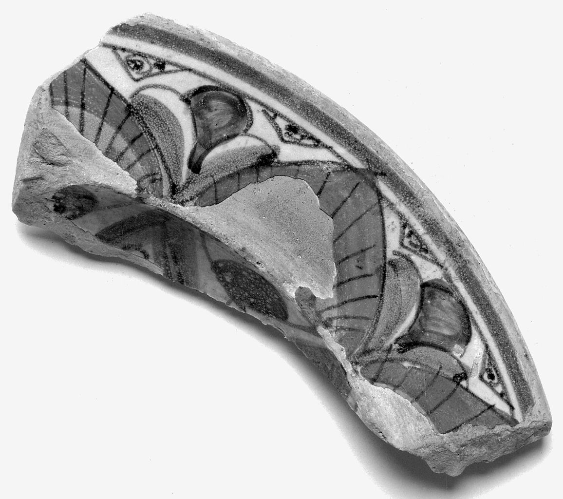 piatto, frammento - manifattura toscana (ultimo quarto sec. XV)