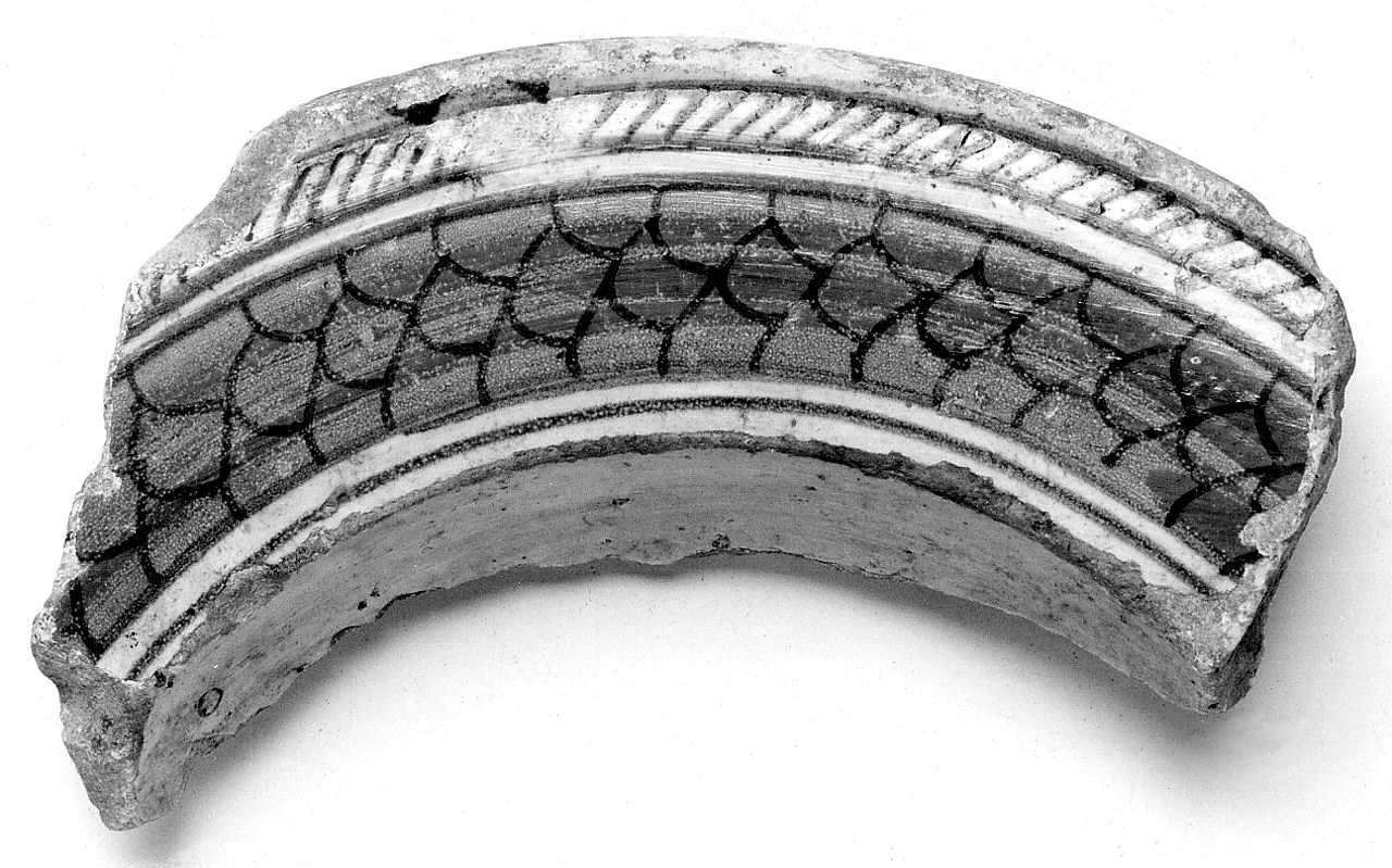 piatto, frammento - manifattura toscana (fine/ inizio secc. XV/ XVI)