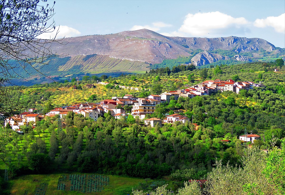 centro storico, collinare, religioso, agricolo, Pertosa, Pertusia (denominazione storica) (XVI)