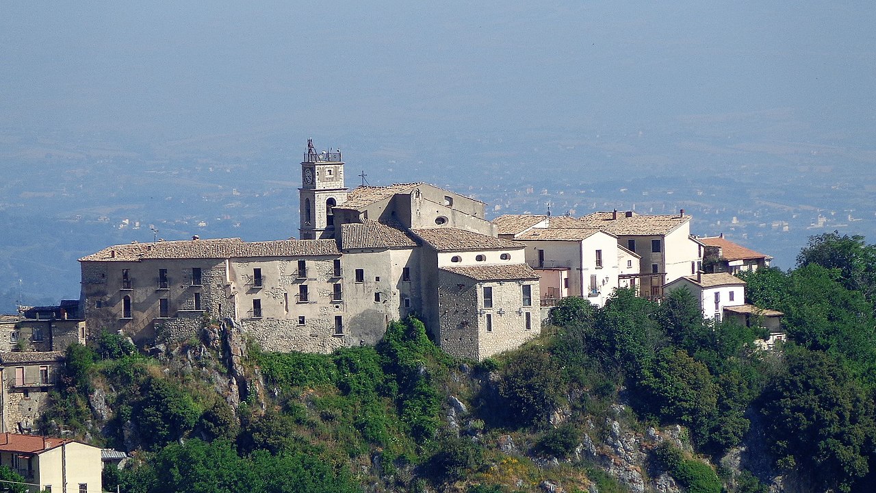 centro storico, di crinale, montano, Castelvetere sul Calore, Castelvetere (denominazione storica, fino al 1862), Castelvetere di Calore (1862-1950), Castrum Betere (denominazione storica, X-XI secolo) (X)